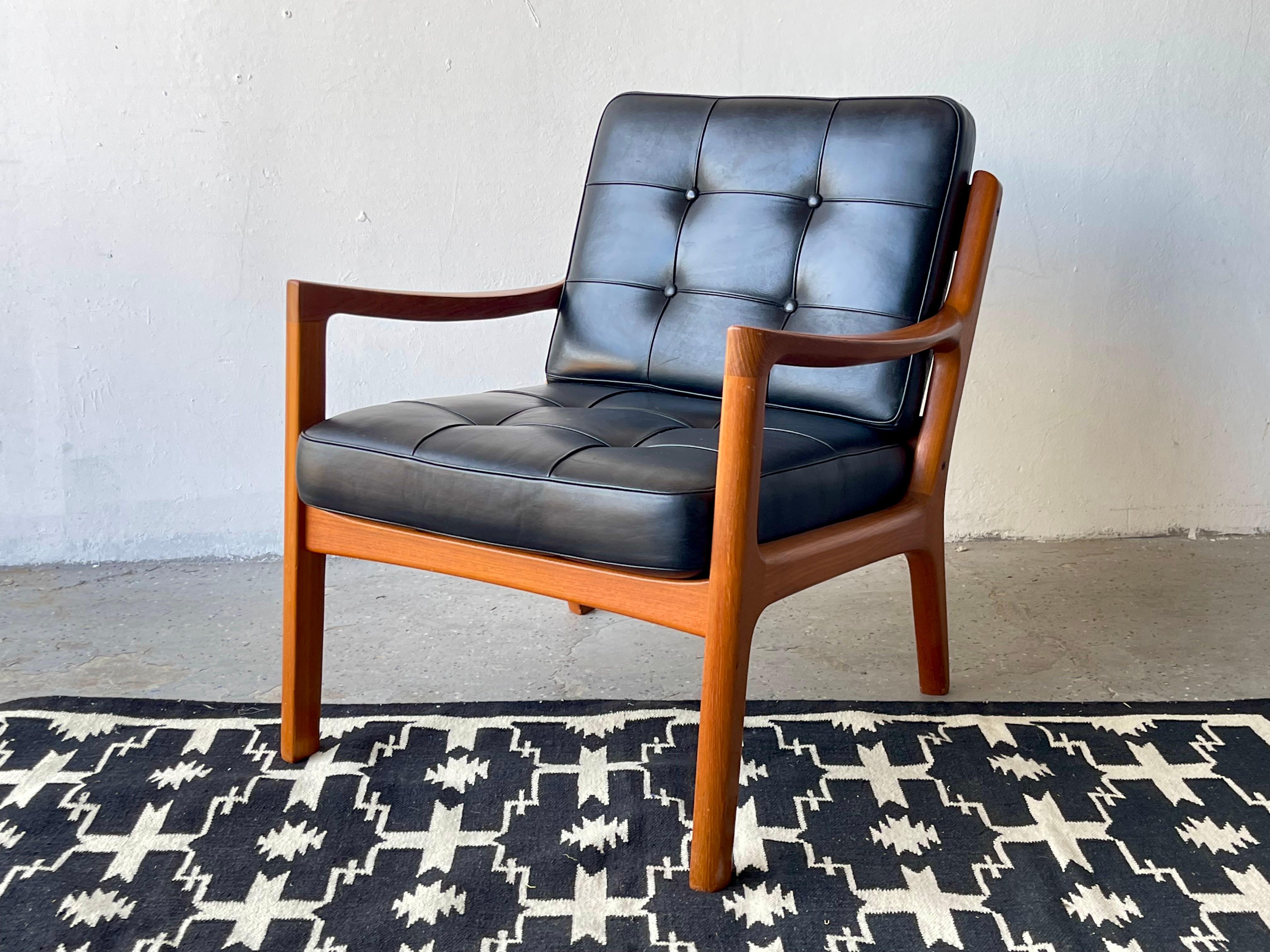 Danish Mid Century France & Son Teak & Oxhide Leather lounge Chair Model 116 / Senator