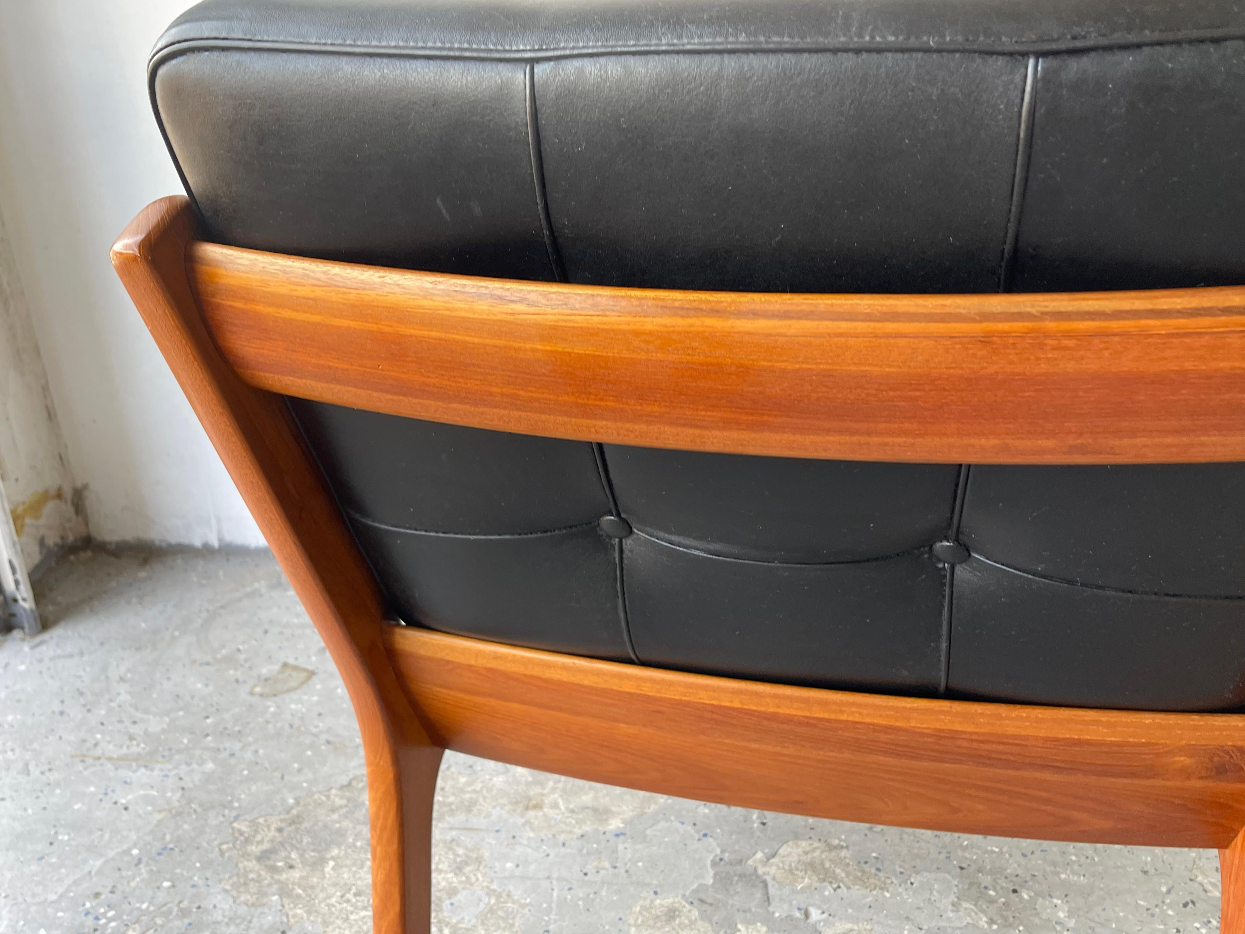 Mid Century France & Son Teak & Oxhide Leather lounge Chair Model 116 / Senator 2
