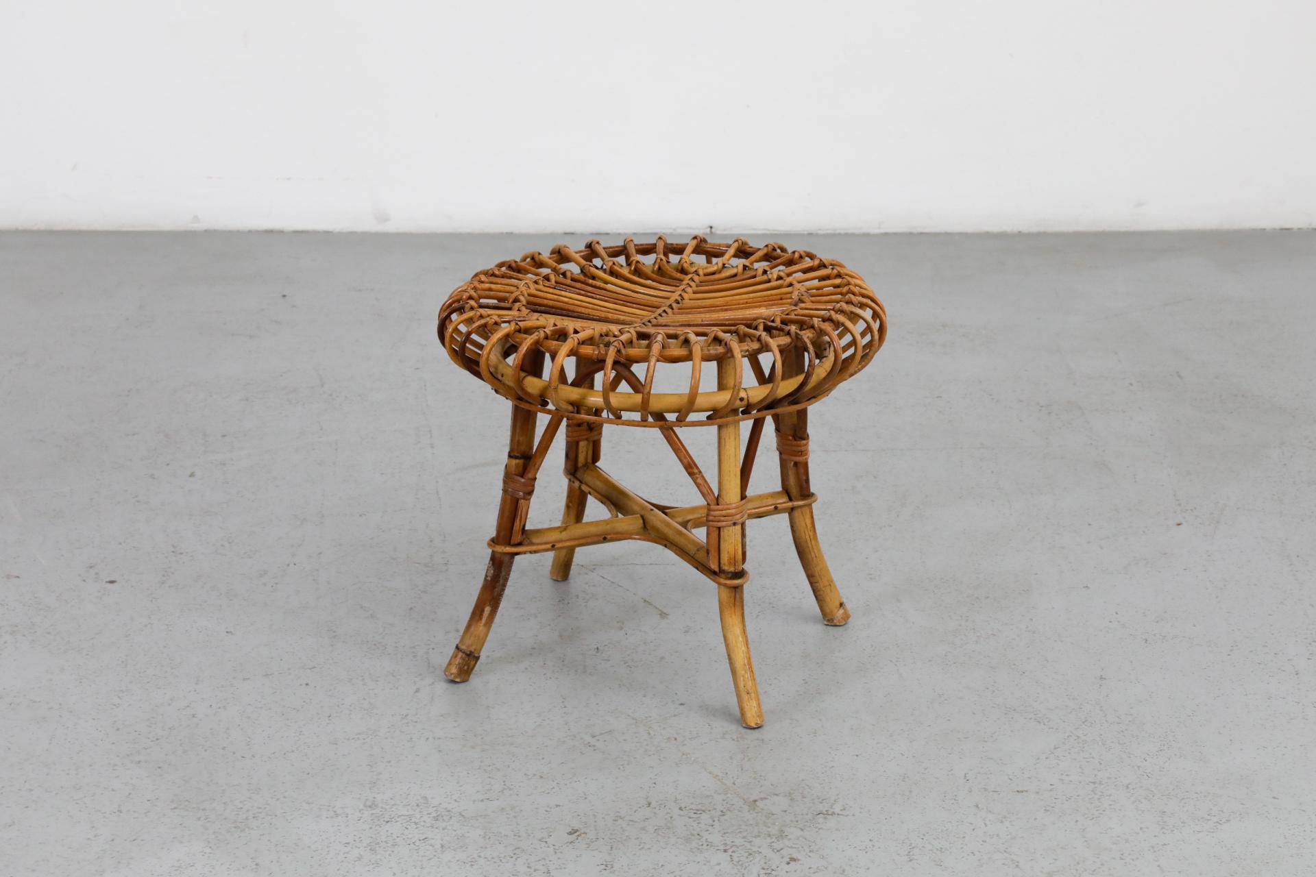 Bambou Tabouret bas en bambou du milieu du siècle inspiré par Franco Albini en vente