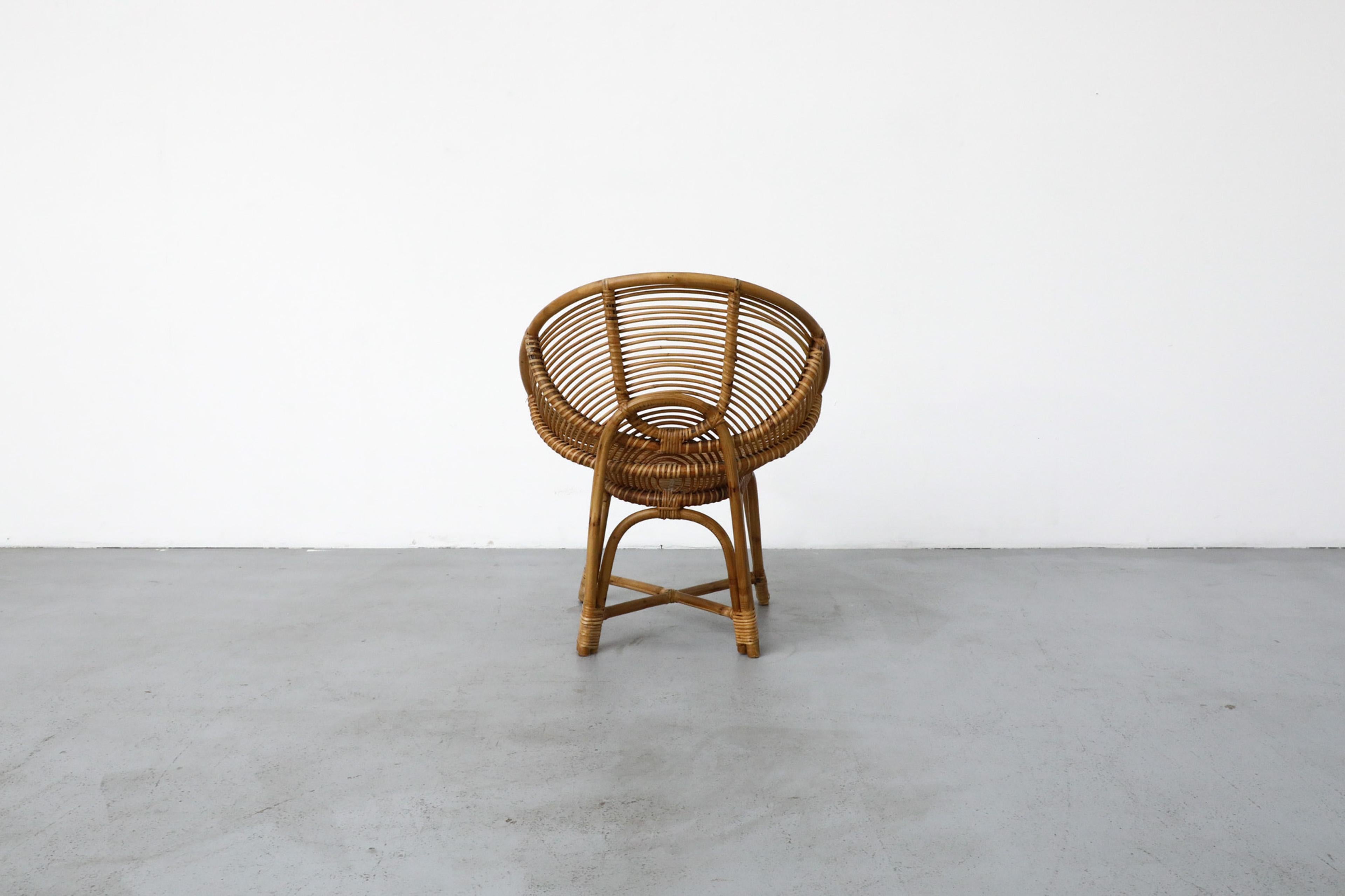 Silla con aro de bambú estilo Franco Albini de mediados de siglo siglo XX