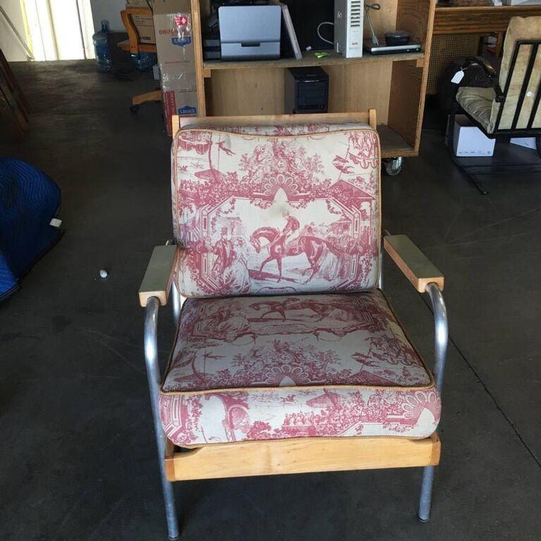 Midcentury Francois Caruelle Style Blonde Lounge Chair In Excellent Condition For Sale In Van Nuys, CA