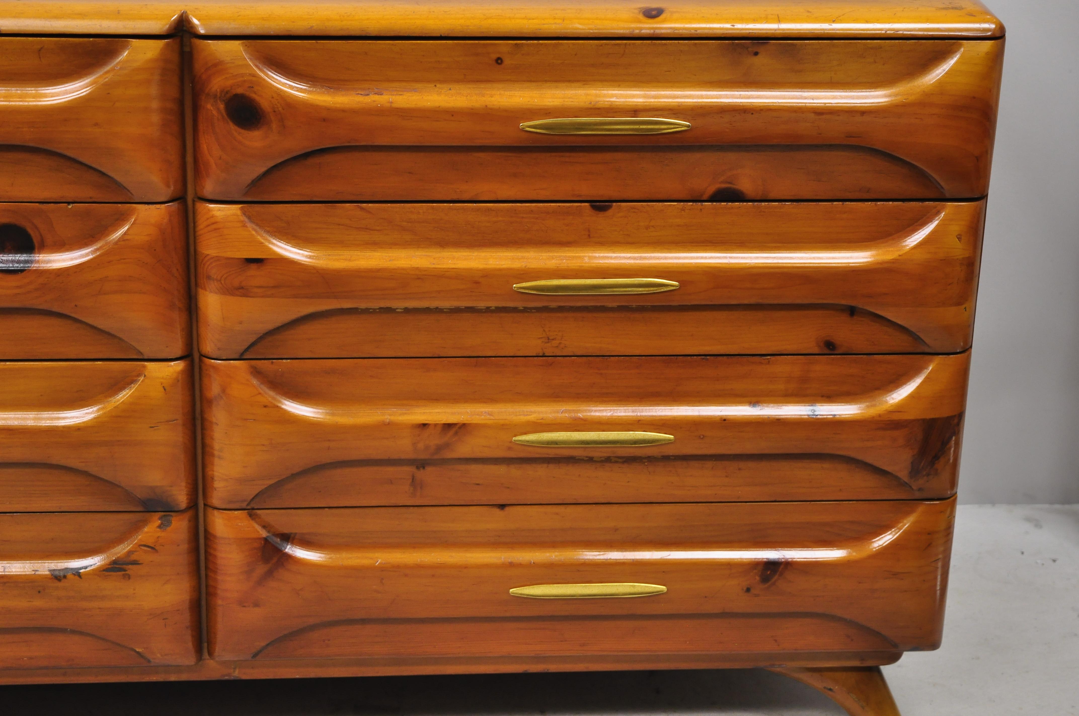 Midcentury Franklin Shockey Sculptured Pine Wood 8-Drawer Credenza Dresser 2