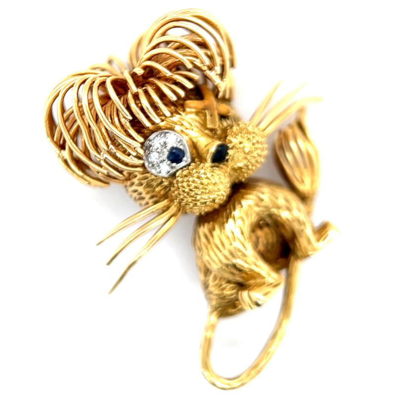 Women's or Men's Mid-Century Fred Paris Sapphire Diamond 18 Karat Yellow Gold Lion Brooch