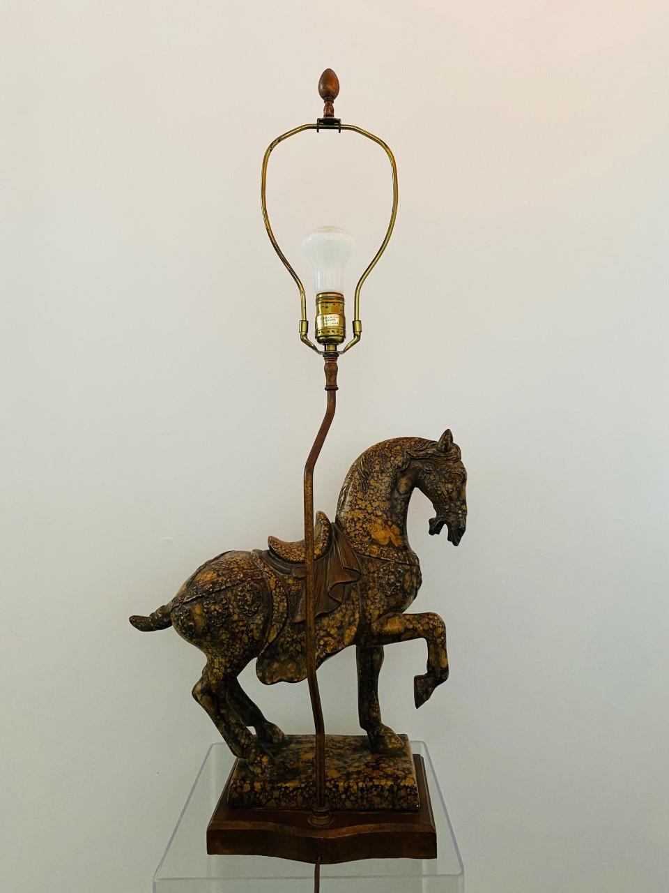 Frederick Cooper Tang Dynasty Pferd Tischlampe Mitte des Jahrhunderts im Angebot 4
