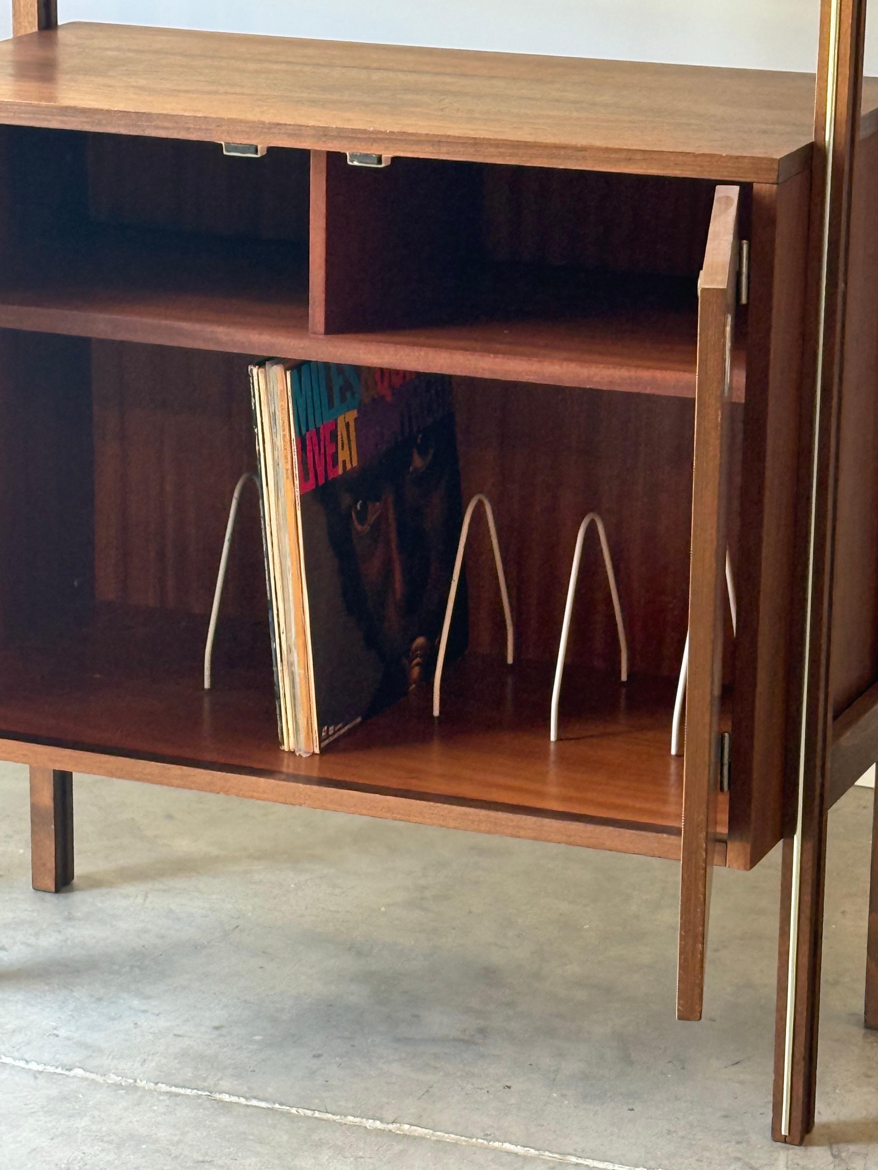 Mid-Century Free Standing Wall Unit by Ello In Good Condition For Sale In Raleigh, NC