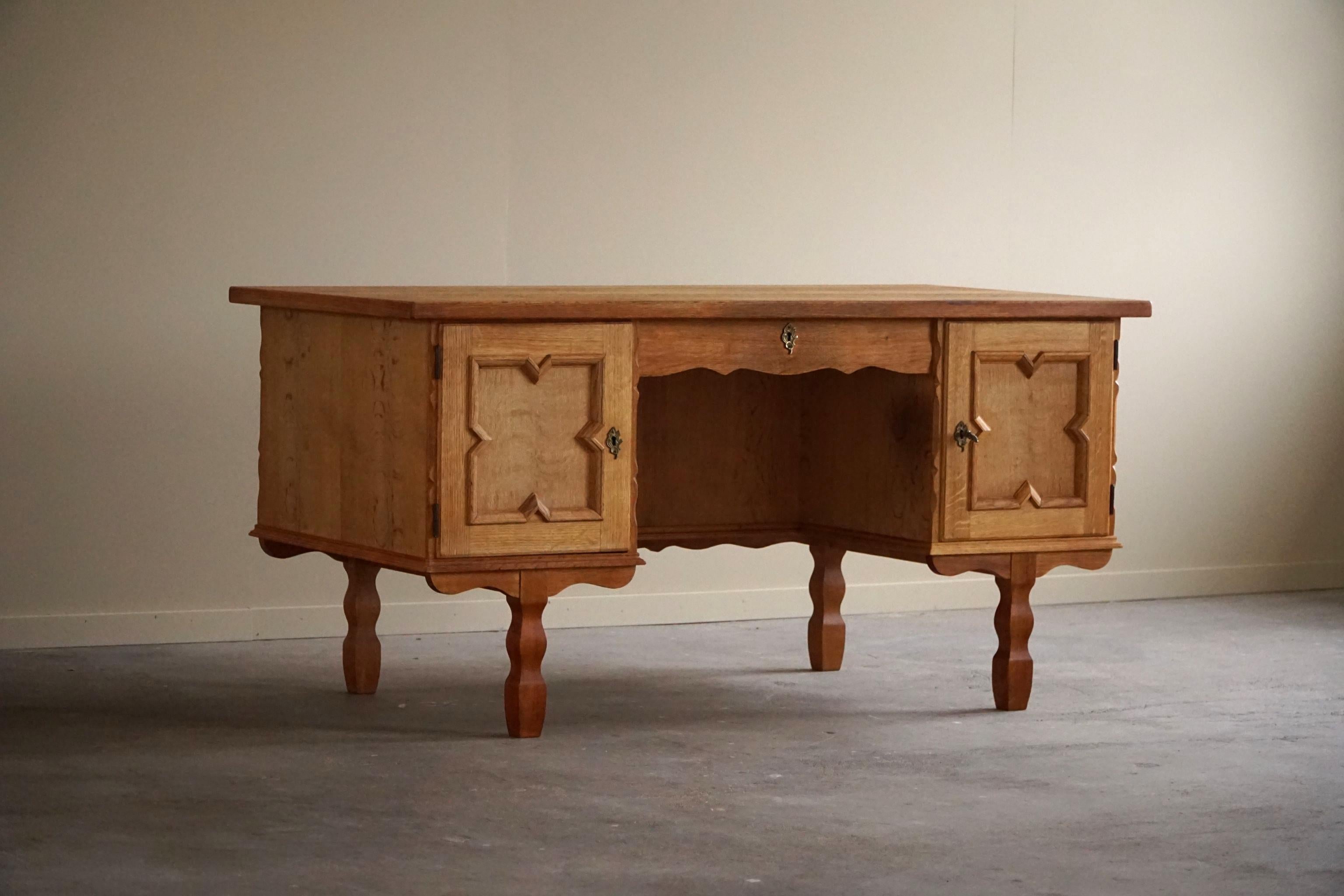20th Century Midcentury Freestanding Desk in Oak, Made by a Danish Cabinetmaker, 1950s