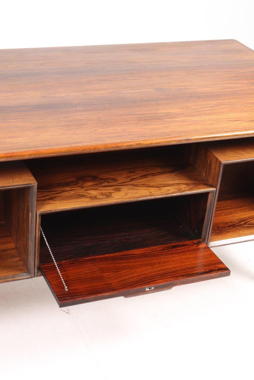 Midcentury Freestanding Desk in Rosewood by Oman Jun, 1950s 6