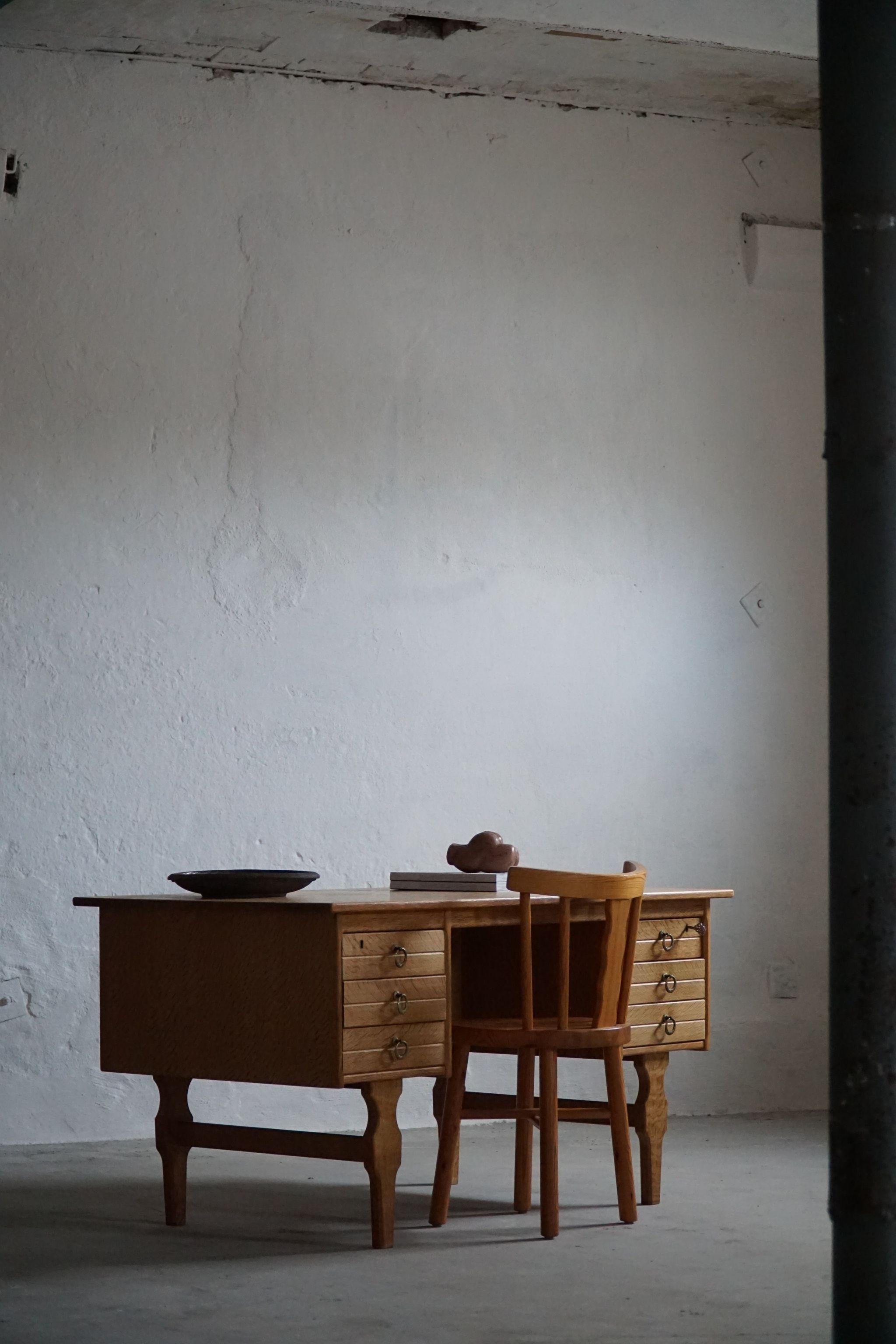 Mid-Century Freestanding Oak Desk in Solid Oak, Danish Cabinetmaker, 1950s 2