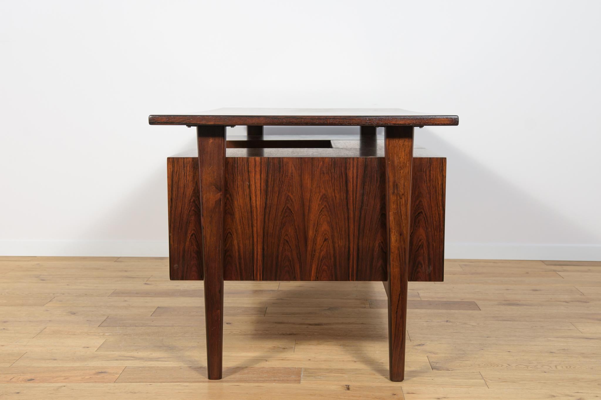 Woodwork Mid-Century Freestanding Rosewood Desk by Kai Kristiansen for Feldballes. For Sale