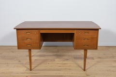 Mid-Century Freestanding Teak Desk, 1960s