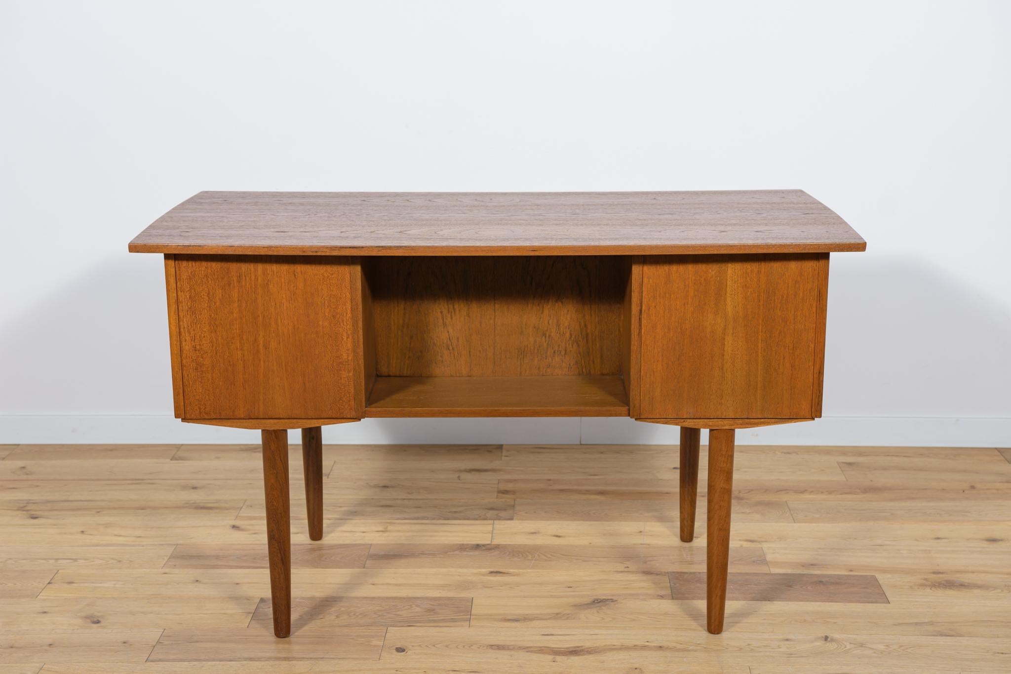 Mid-20th Century Mid-Century Freestanding Teak Desk, 1960s For Sale