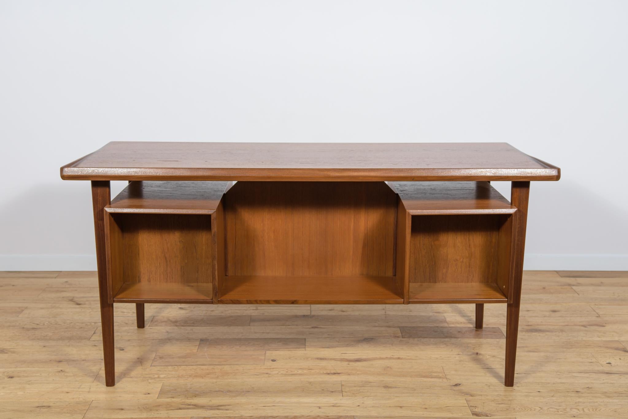Mid-20th Century Mid-Century Freestanding Teak Desk by Peter Løvig Nielsen, 1960s For Sale