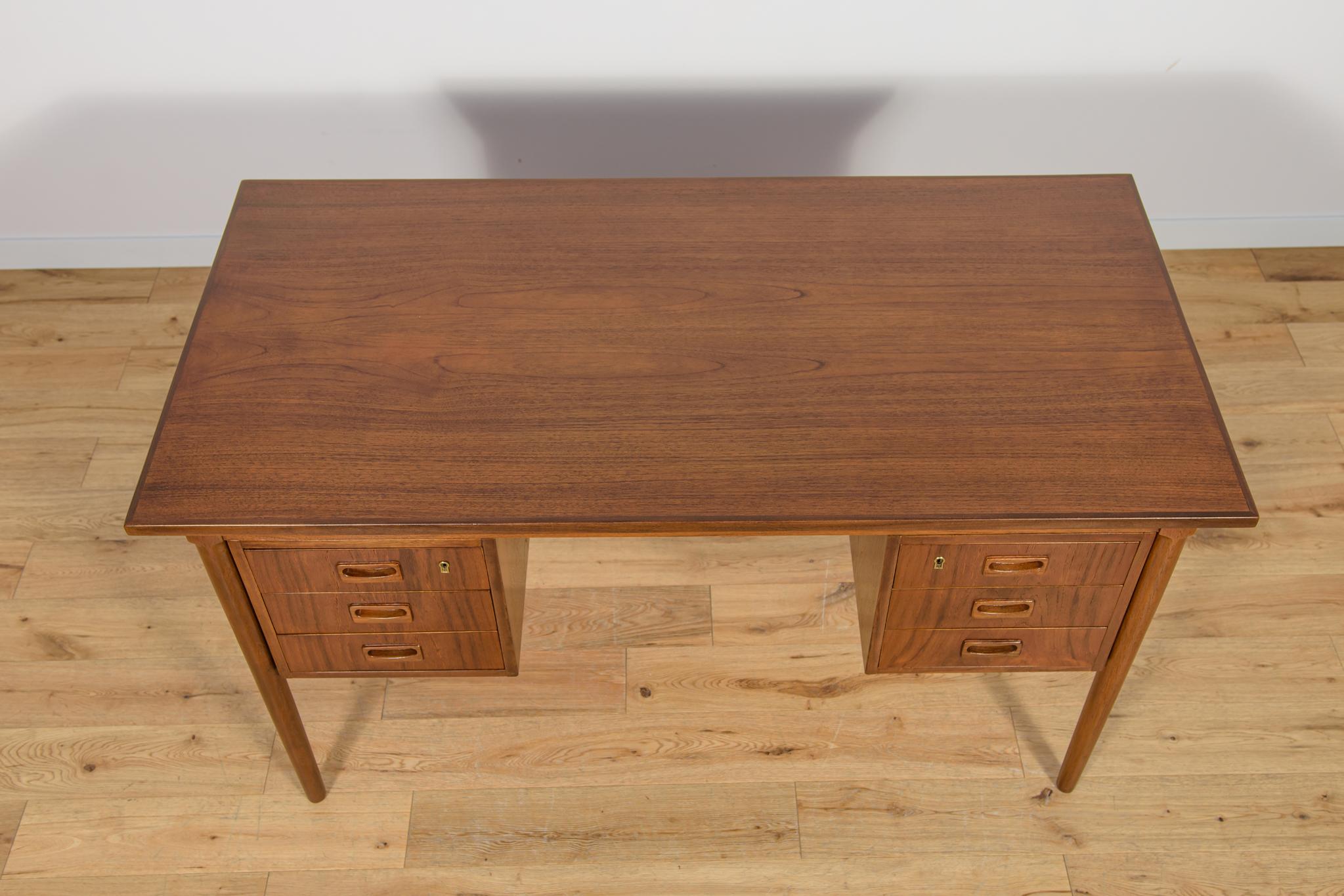 Danese Scrivania indipendente in teak di metà secolo, Danimarca, anni '60 in vendita