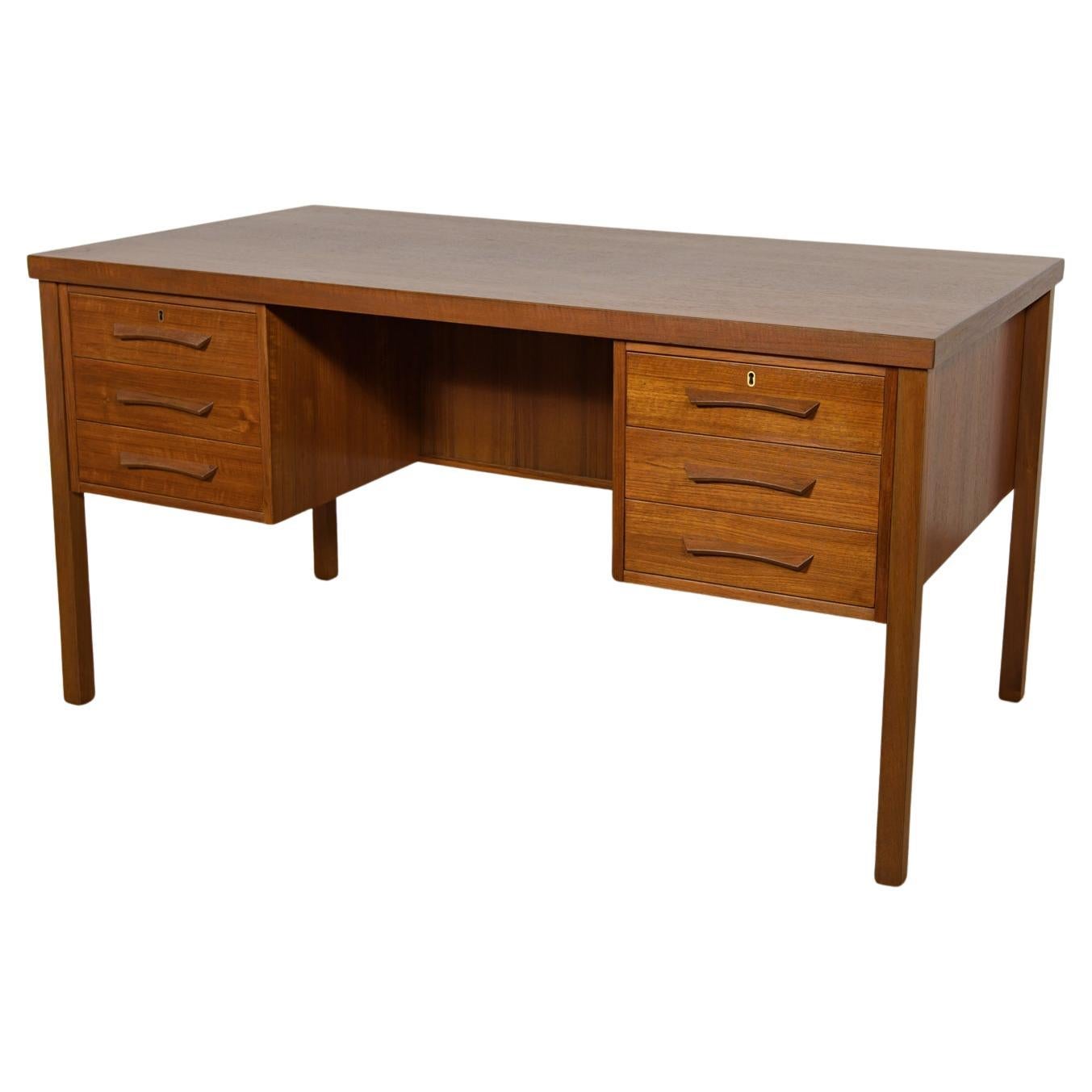 Mid-Century Freestanding Teak Desk, Denmark, 1960s
