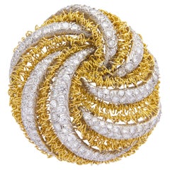 Alfiler Broche Espiral Francés de Oro de 18 Kilates y Diamantes de Mediados de Siglo