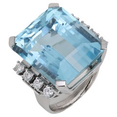 Mid Century French 30 carat aquamarine diamond 18k white gold cocktail ring