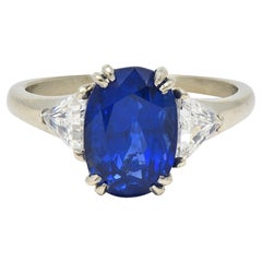 Dreisteinige Ringe mit Saphiren