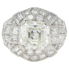 Mid-Century Französisch 7,13 CTW Asscher Diamant Platin 18K Gold Vintage Dome Ring