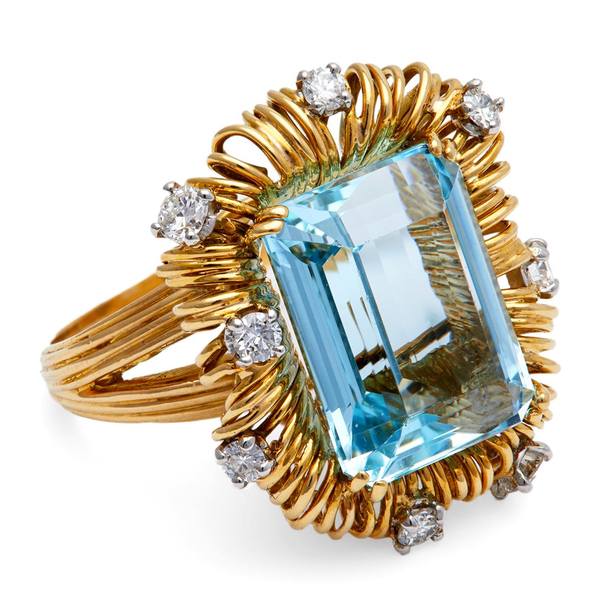 Women's or Men's Midcentury French Aquamarine Diamond 18k Yellow Gold Cocktail Ring
