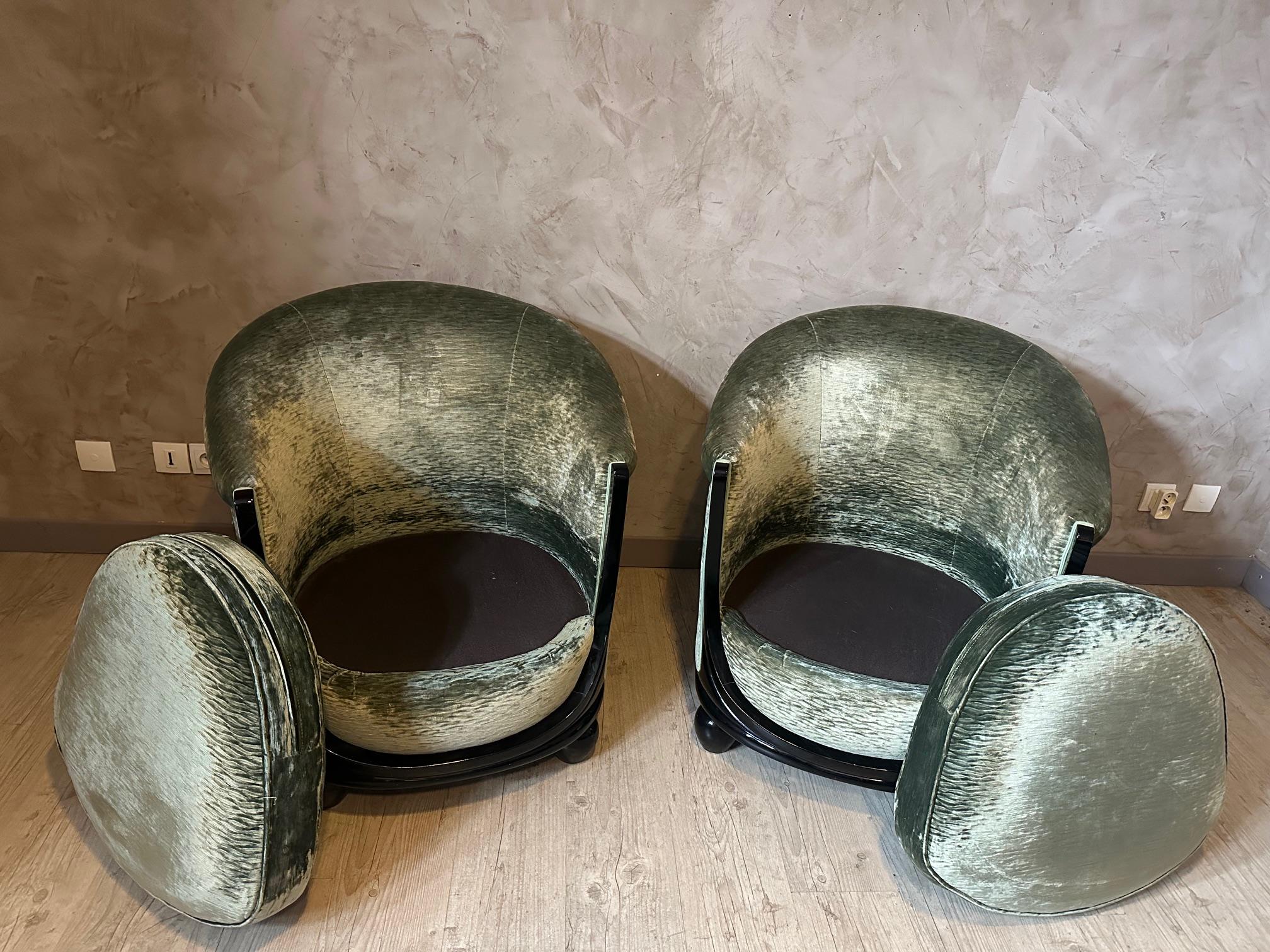 Mid-century French Art deco Set of a two-seats Sofa and Two Armchairs, 1930s For Sale 11