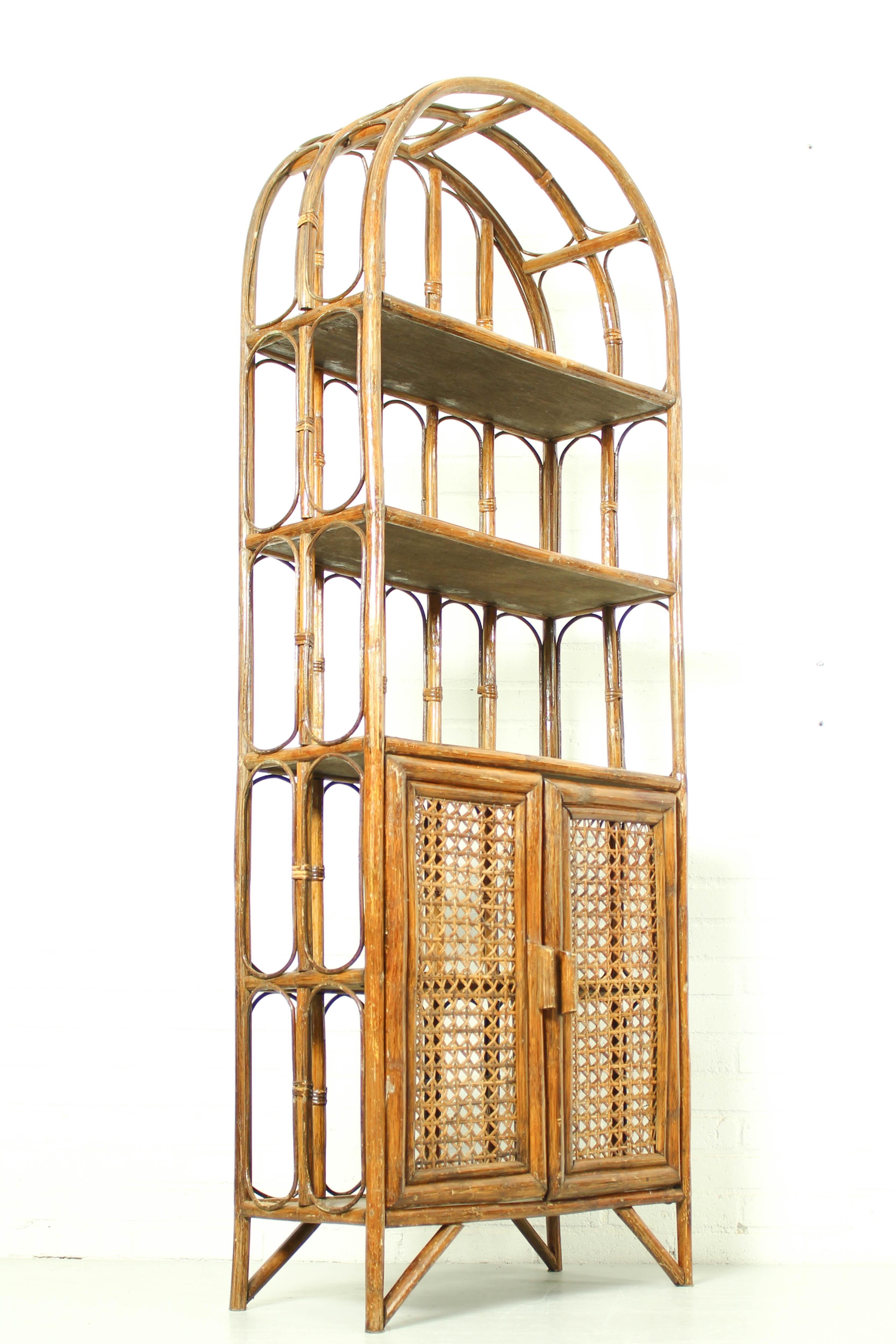 Mid-Century French Bamboo Etagere, France 1960s In Good Condition In Appeltern, Gelderland