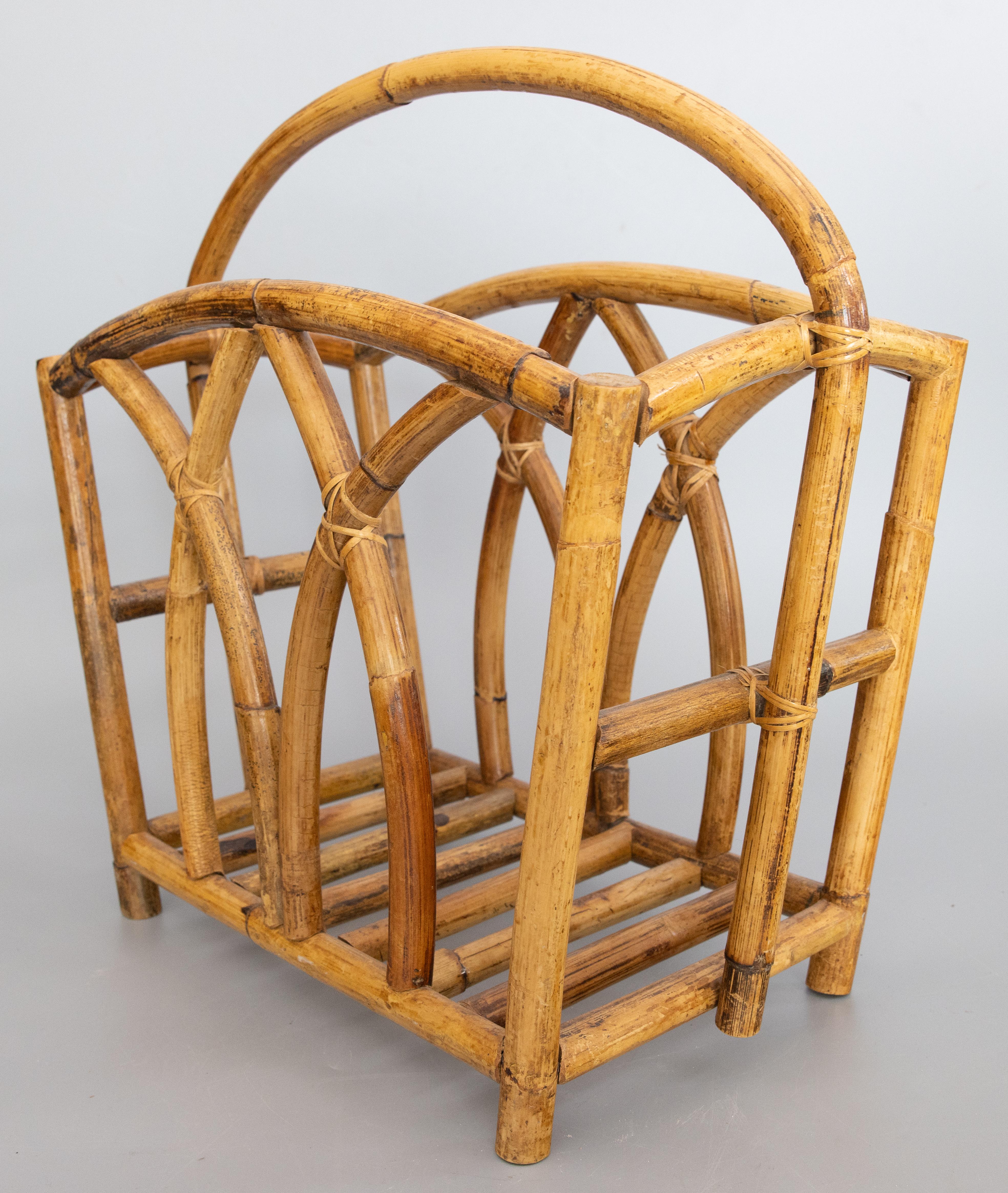 Mid-Century French Bamboo Magazine Rack In Good Condition For Sale In Pearland, TX