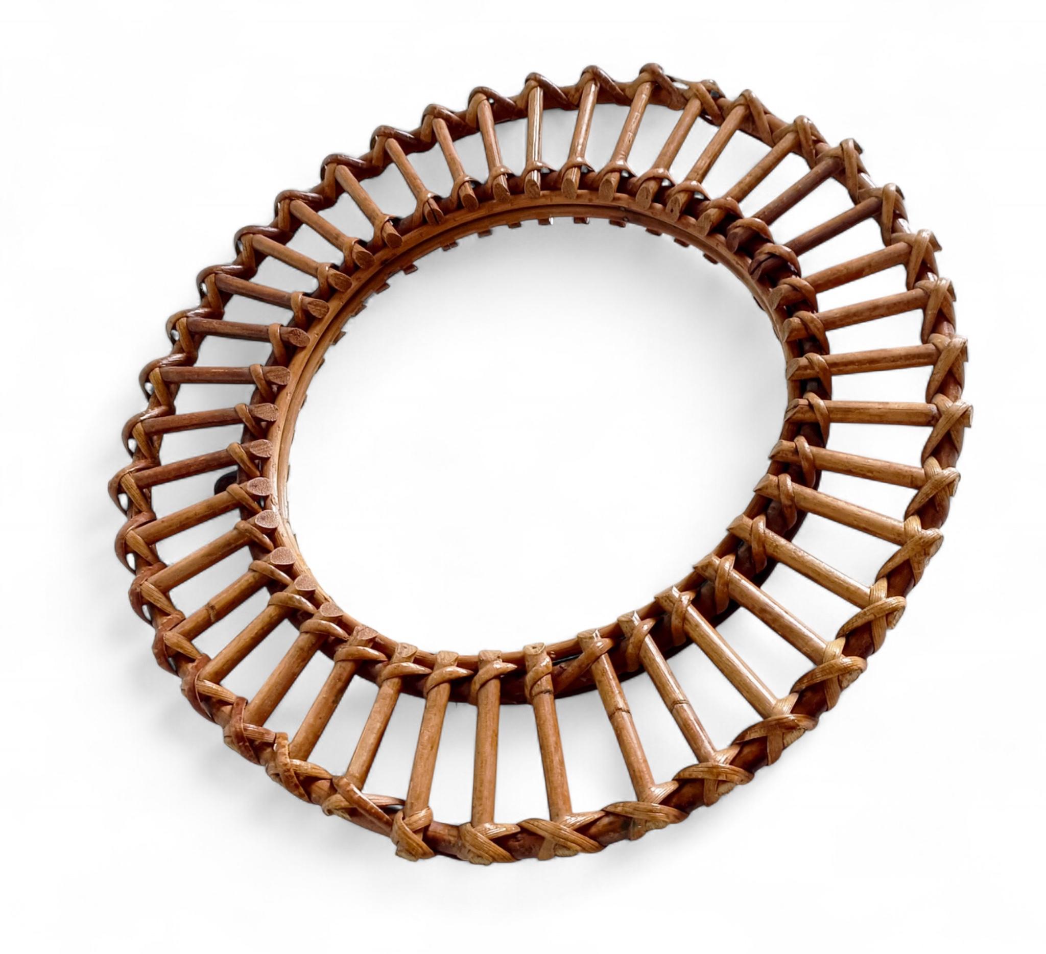 Miroir mural rond en bambou et rotin, style Franco Albini, du milieu du siècle dernier en vente 2