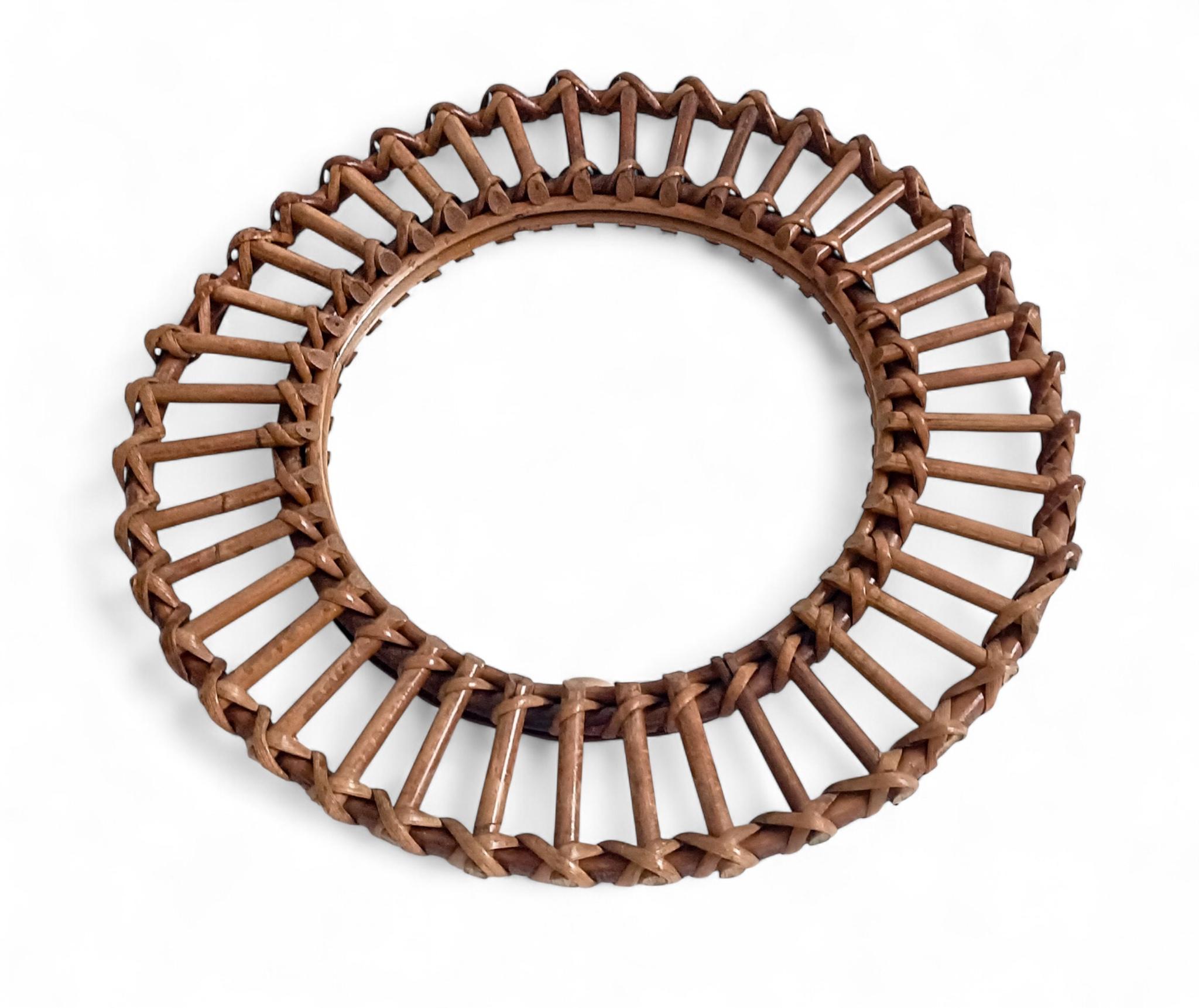 Miroir mural rond en bambou et rotin, style Franco Albini, du milieu du siècle dernier en vente 1