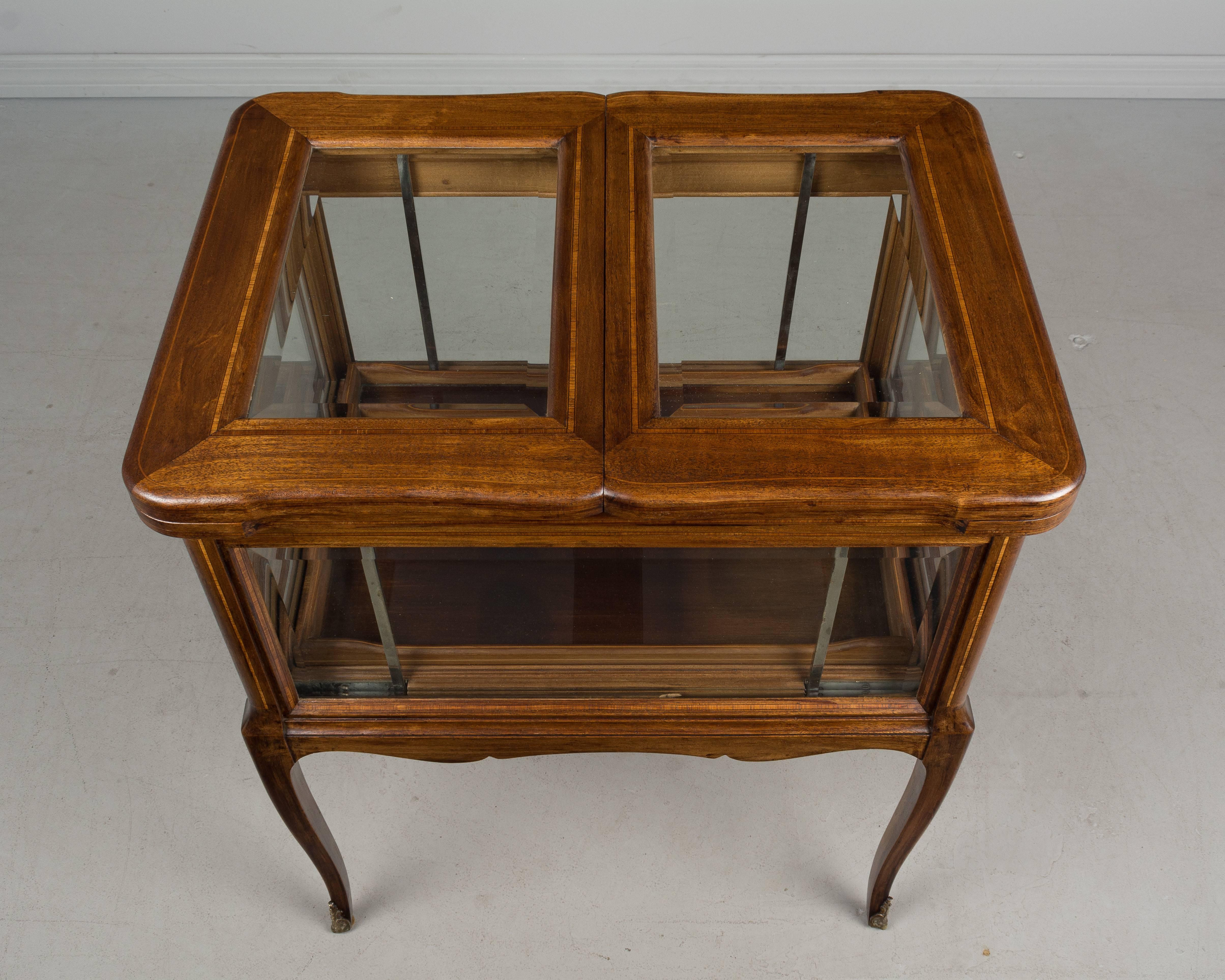 Midcentury French Bar Cabinet 5