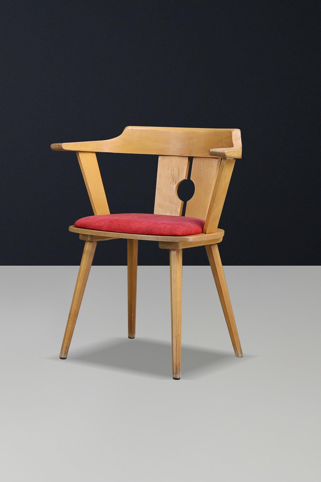 Tissu d'ameublement Fauteuil de bistrot français du milieu du siècle en Beeche et tapisserie rouge, années 1950 en vente