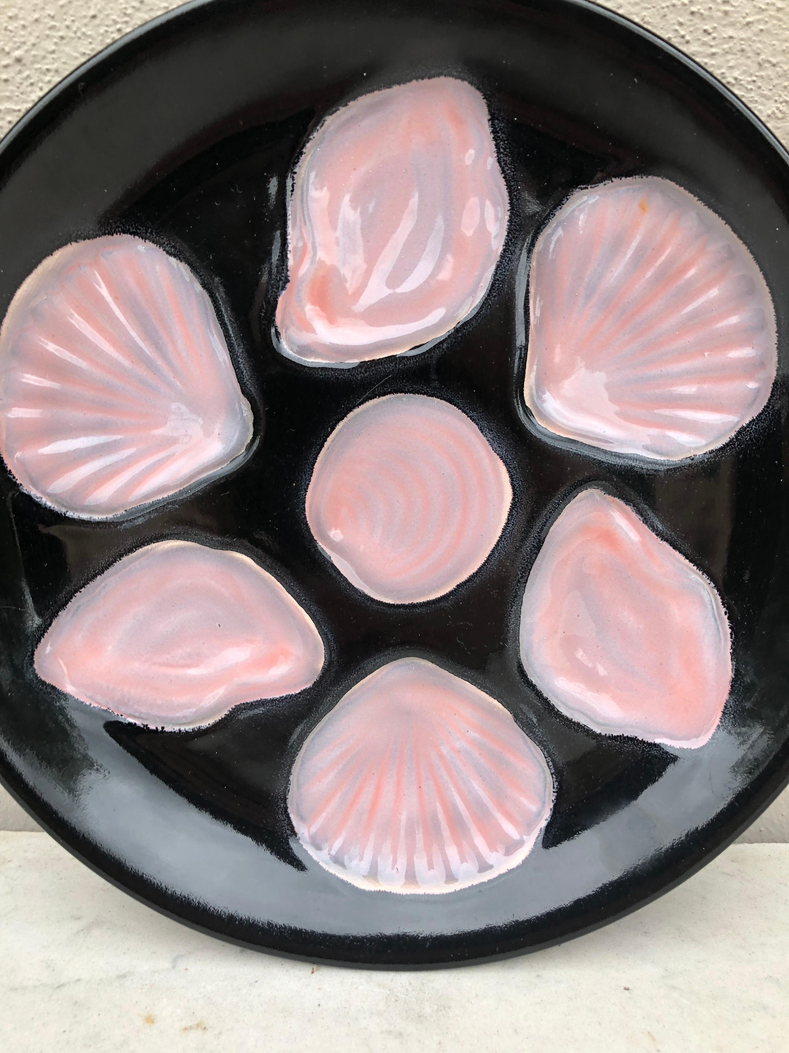 Mid-Century Modern Mid-Century French Black & Pink Majolica Oyster, circa 1950 For Sale