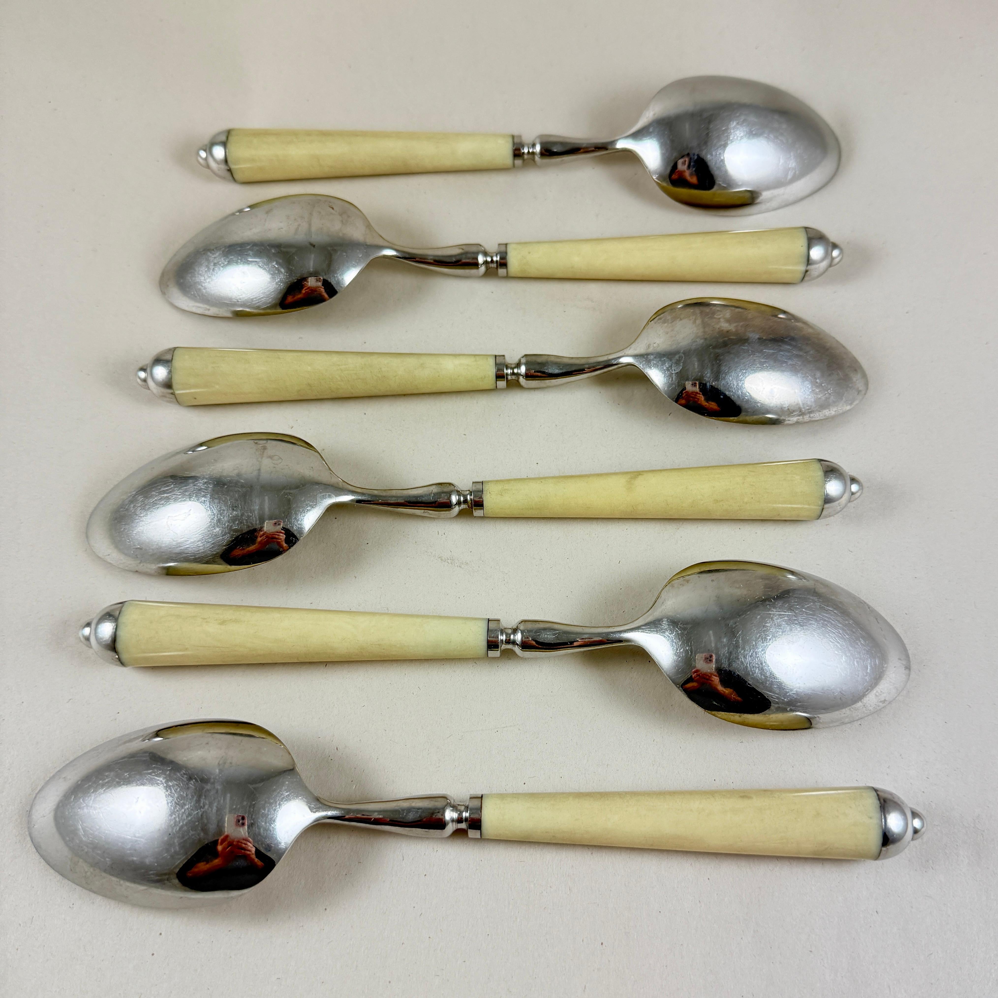 Cuillères de table Bouillet Bourdelle du milieu du siècle, ensemble de 12 pièces en vente 5
