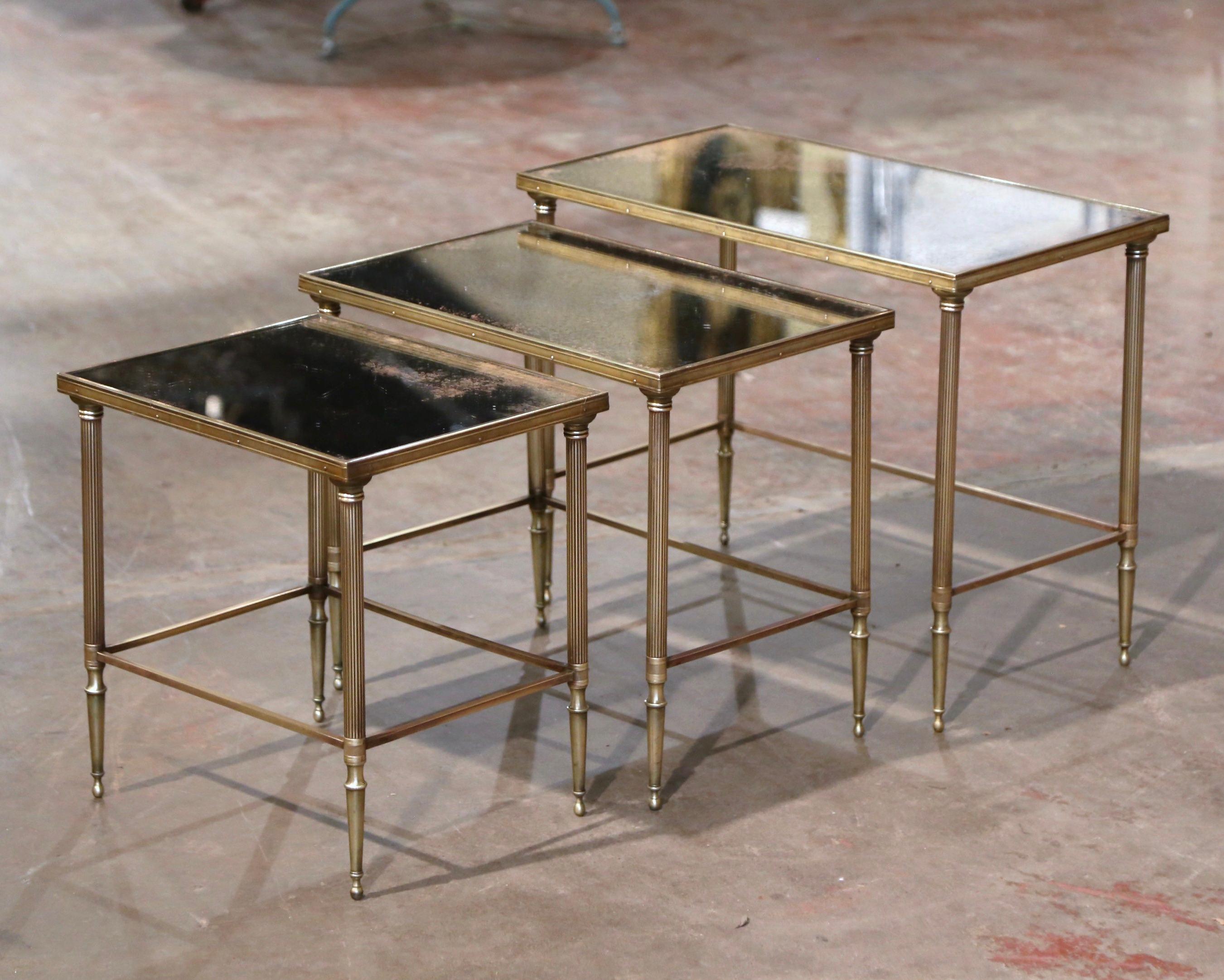 20th Century Mid-Century French Brass and Mirrored Glass Nesting Tables Maison Baguès Style