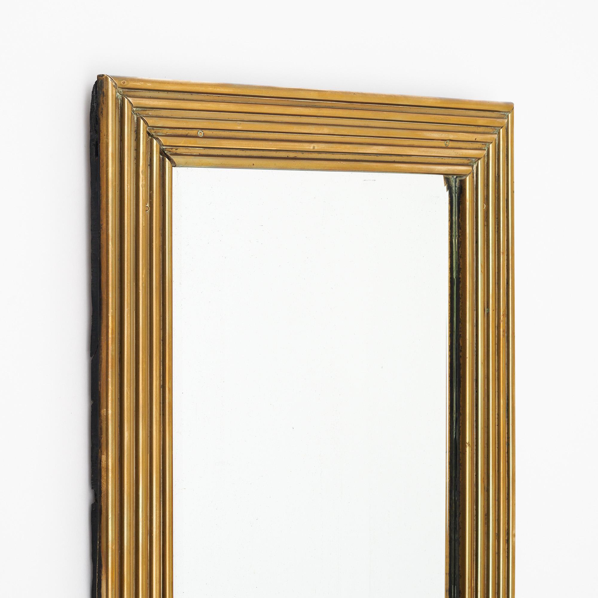 Mid-Century moderno Specchio in ottone francese di metà secolo in vendita