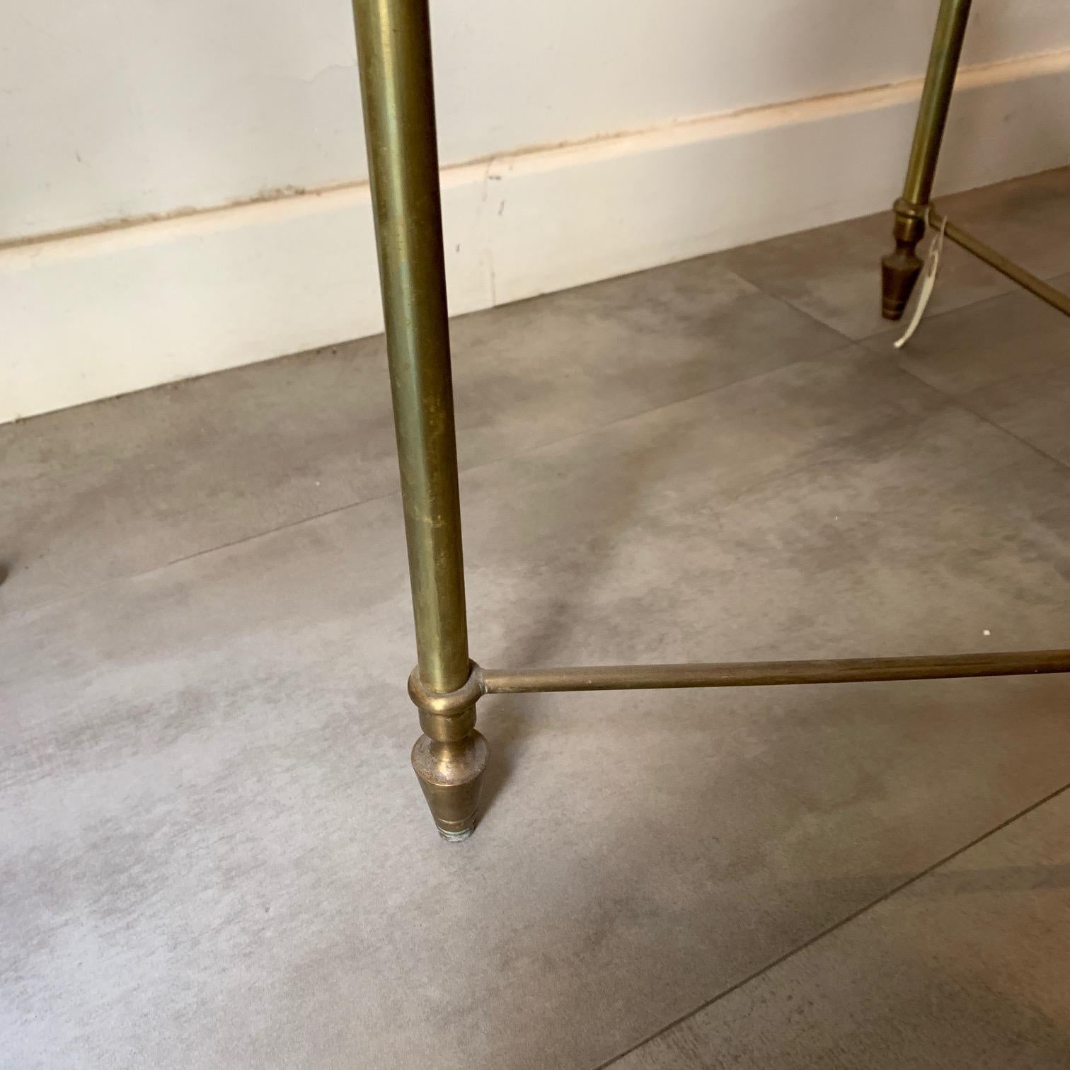 Table basse française du milieu du siècle dernier en bronze de style Jansen en vente 6