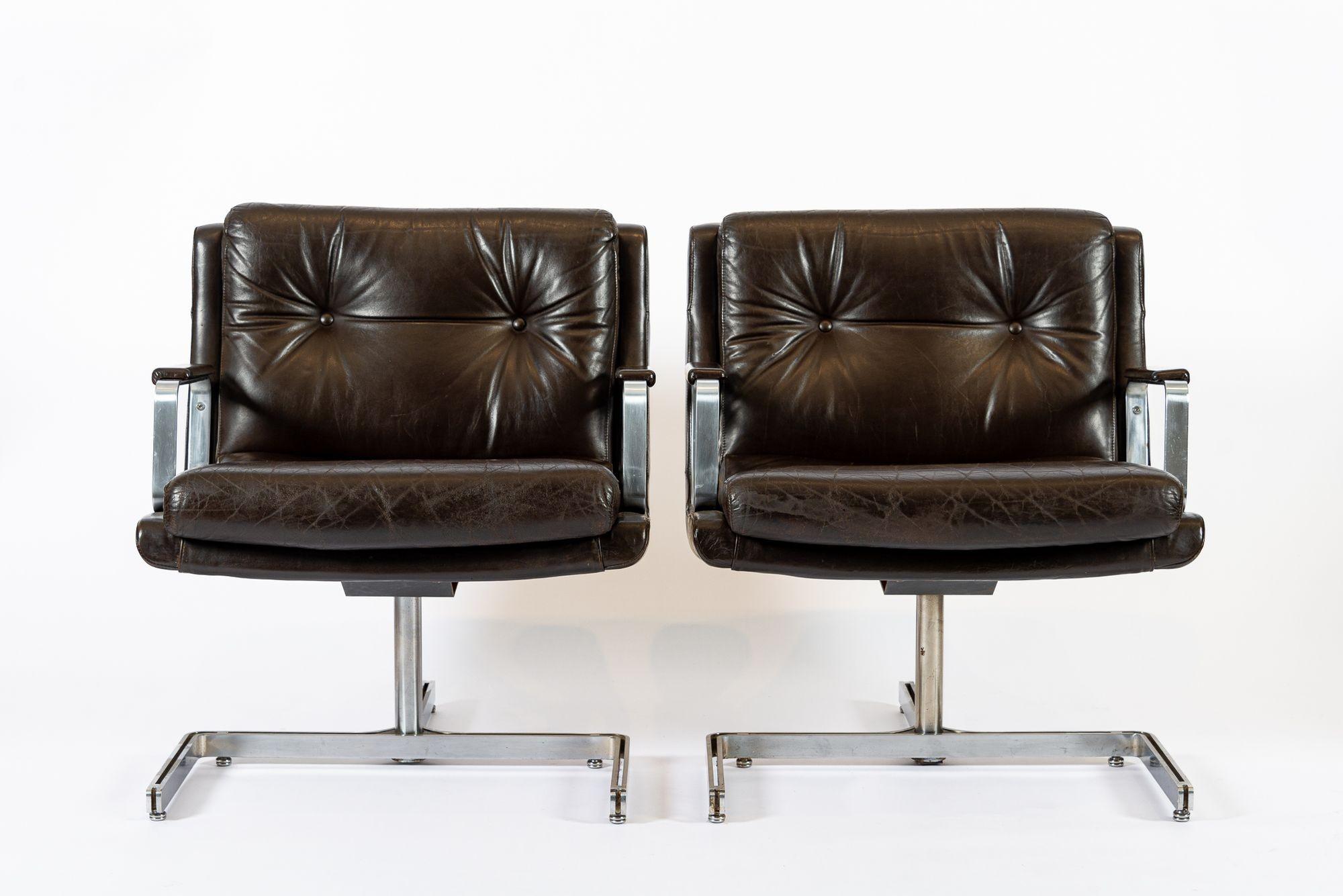 Français Mid Century French Brown Leather Lounge Chairs by Raphael Raffel 1970s en vente