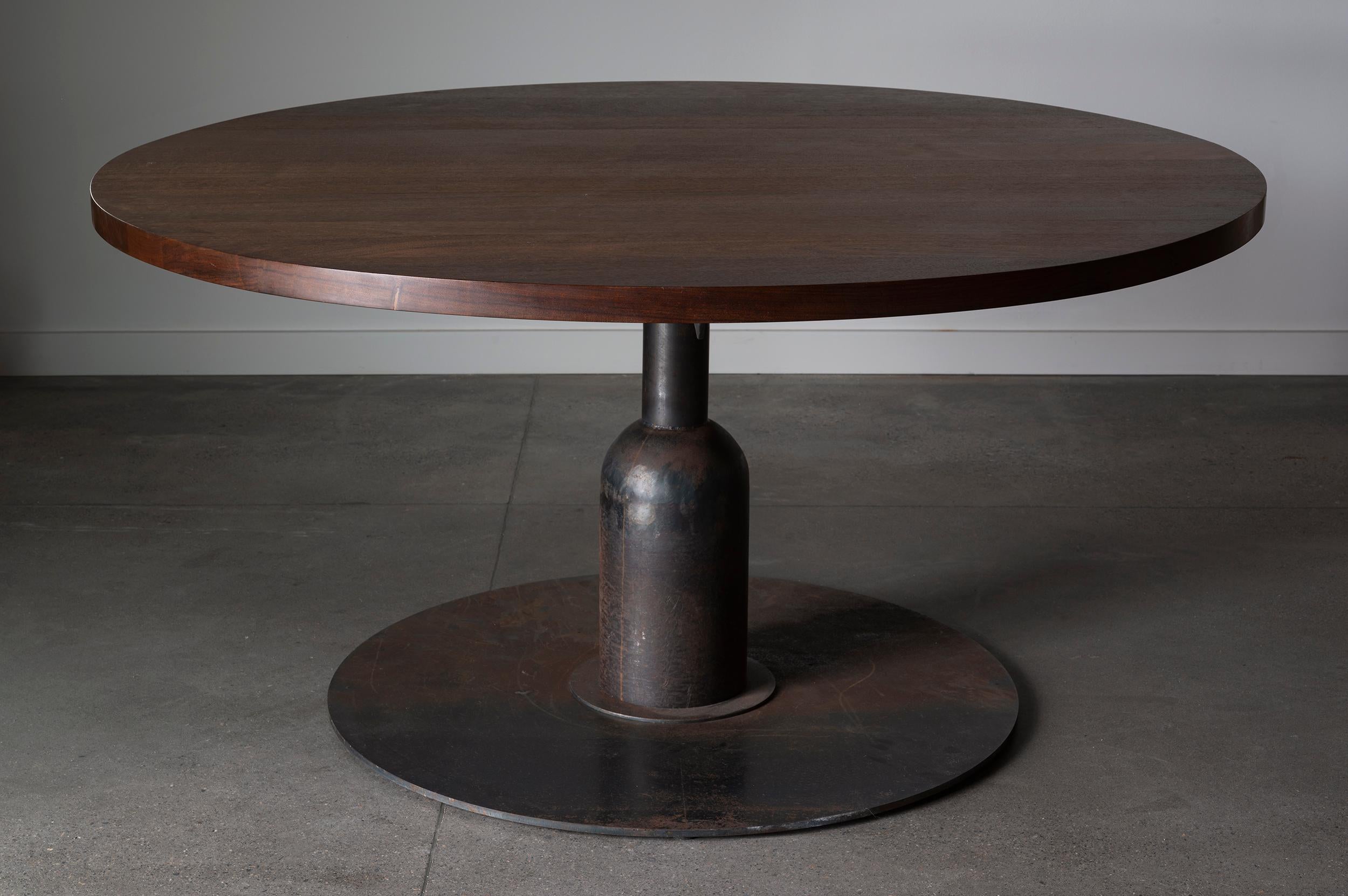 Mid Century French Brutalist Dining Table In Good Condition For Sale In Mjöhult, SE