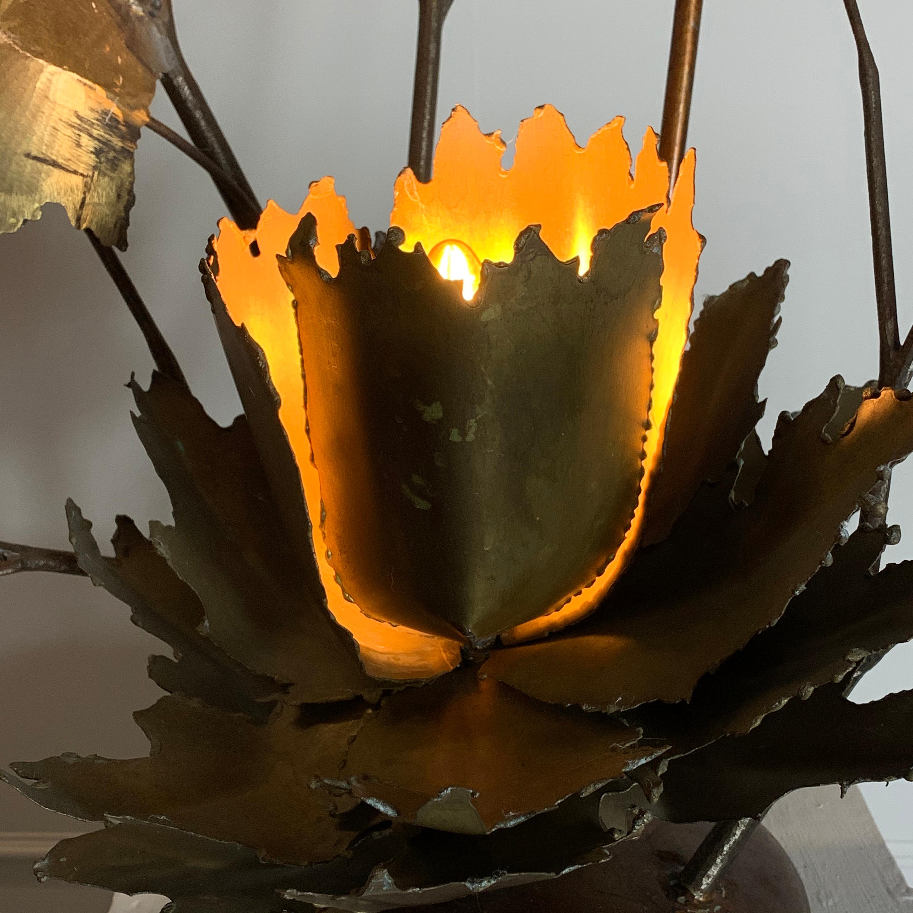 Mid Century French Brutalist Flower Lamp In Good Condition In Hastings, GB