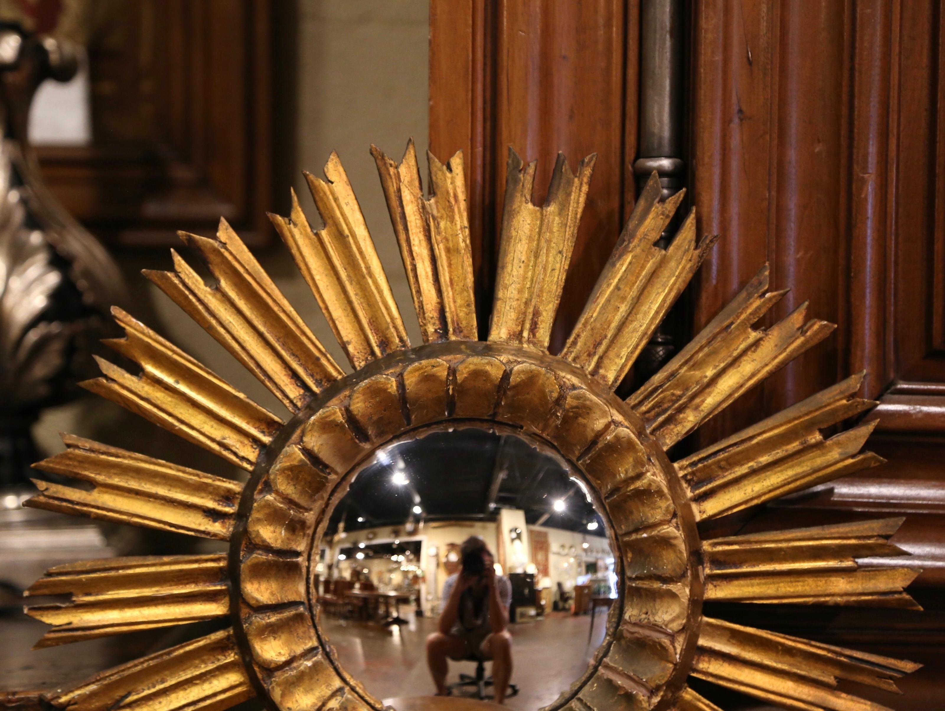 Mid-Century French Carved Gilt Wood Painted Sunburst Wall Mirror In Excellent Condition In Dallas, TX