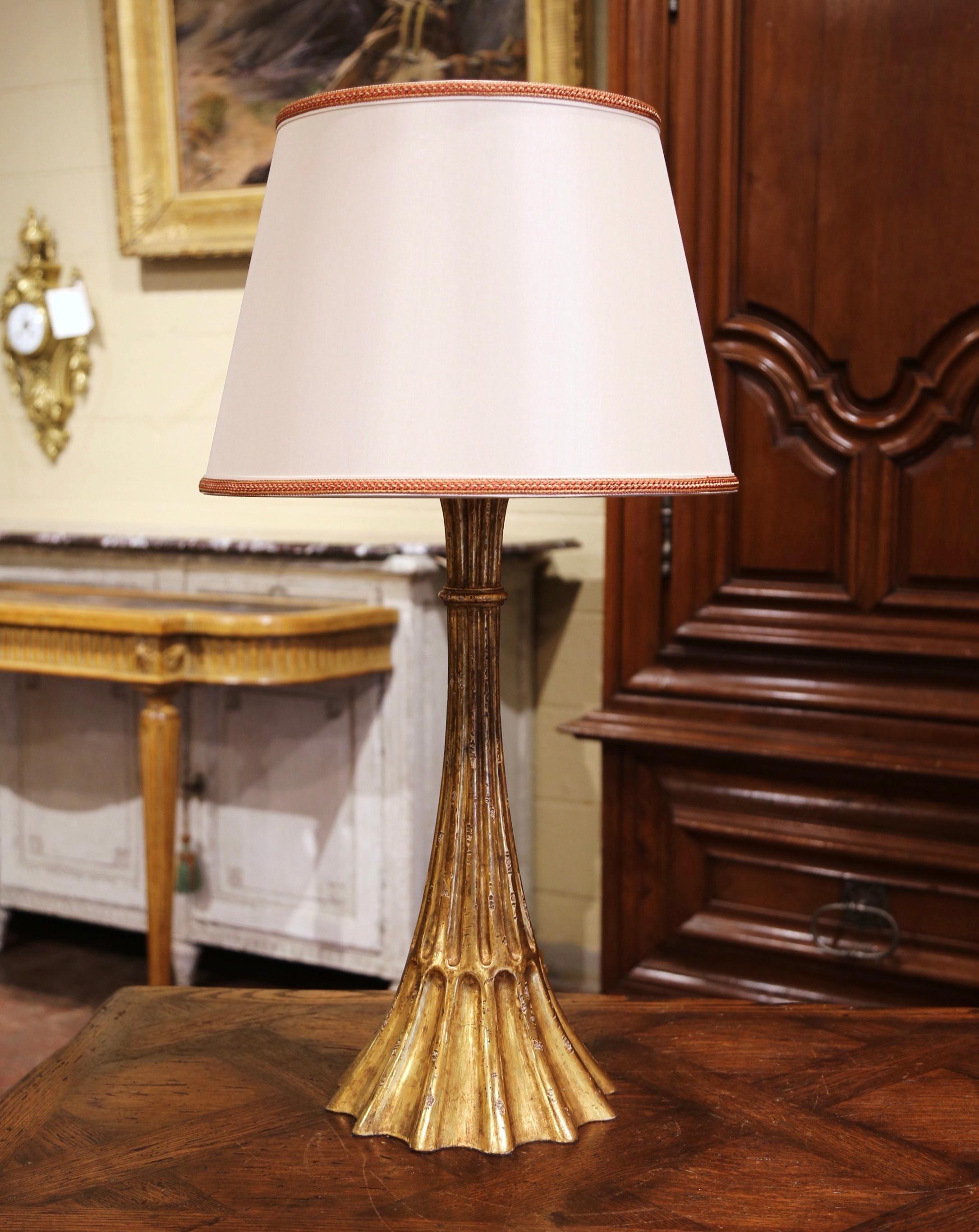 20th Century Mid-Century French Carved Giltwood Table Lamp with Custom Shade For Sale