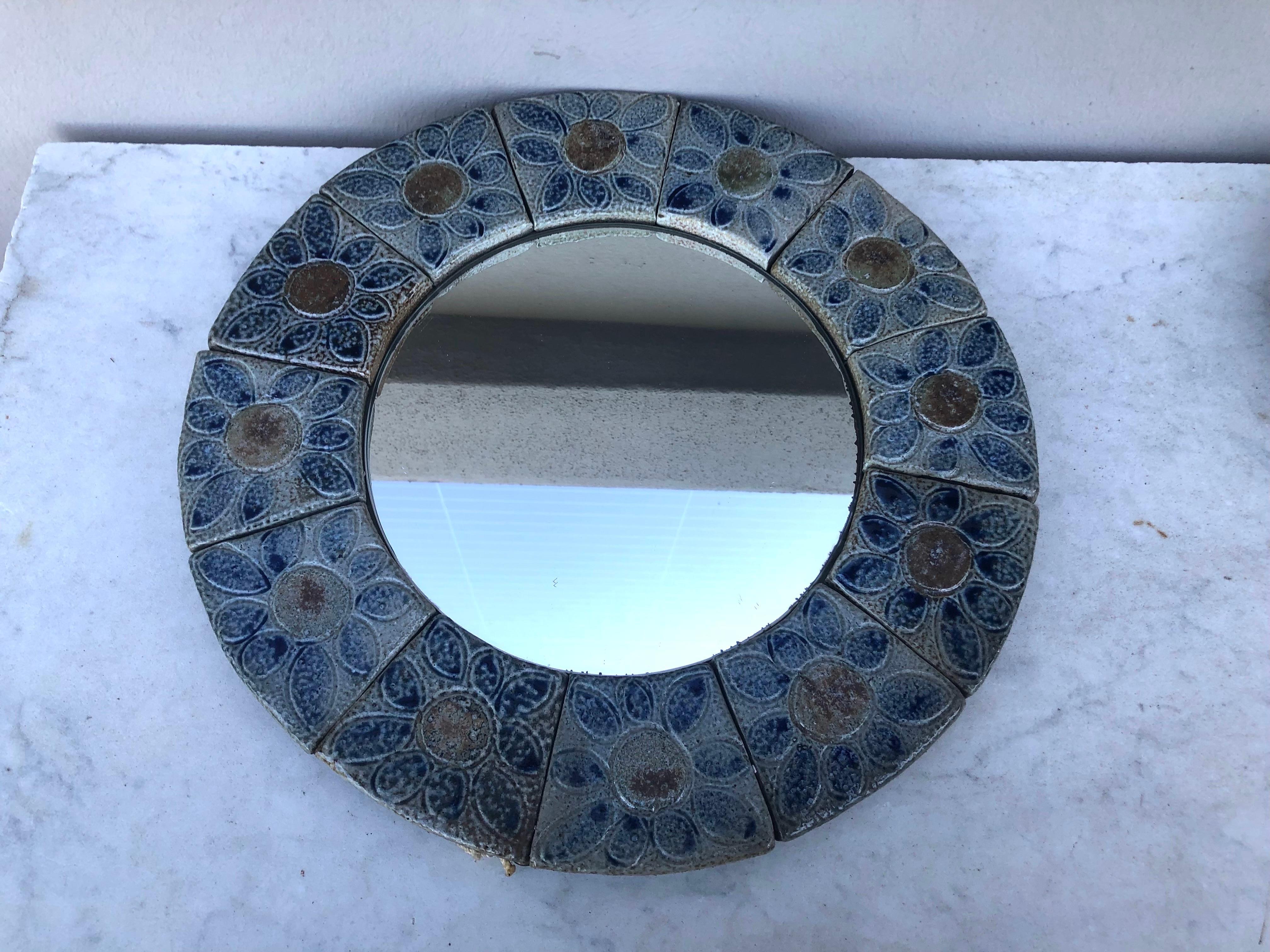 Mid-Century French Ceramic Blue Tiles Floral Mirror In Good Condition For Sale In Austin, TX