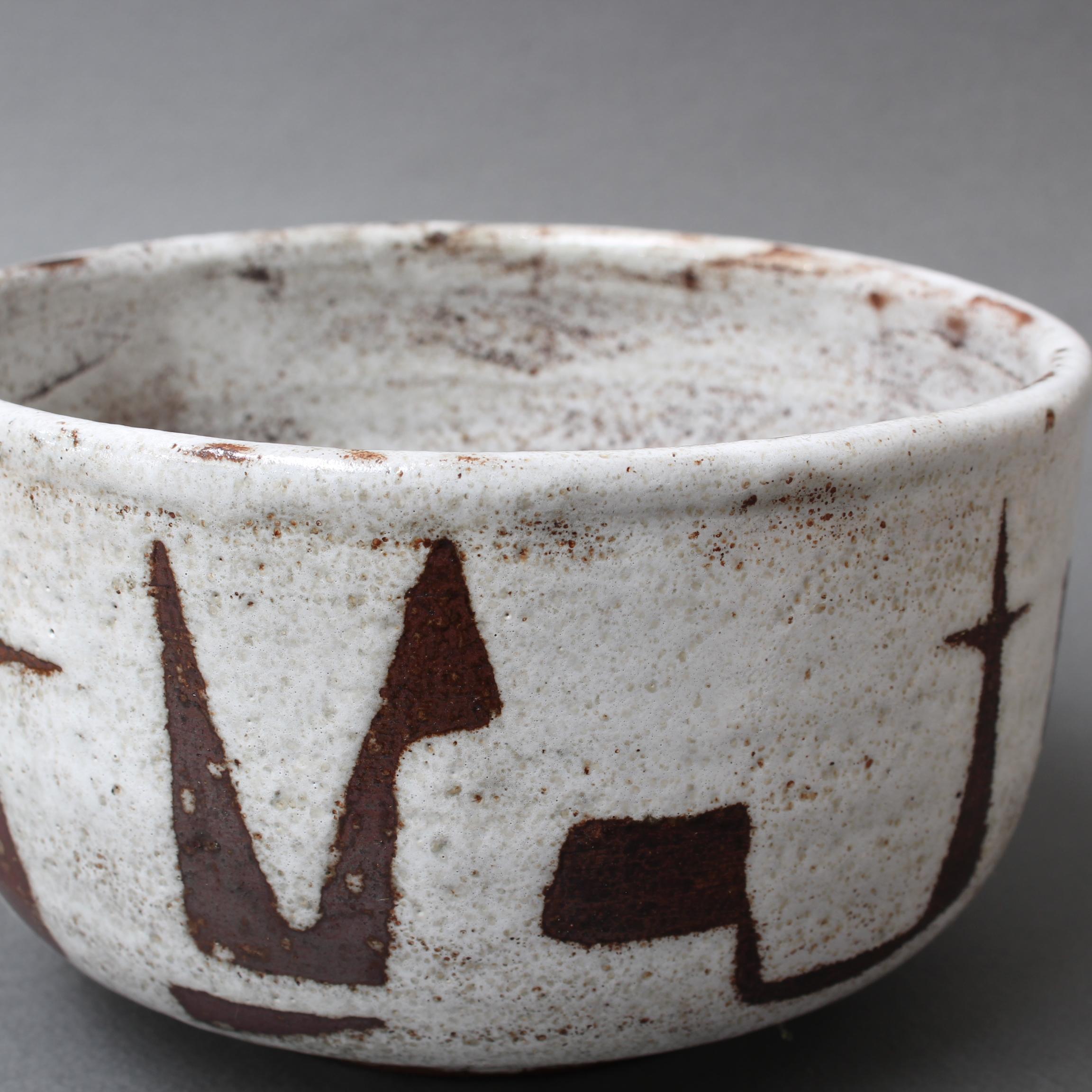 Midcentury French Ceramic Bowl by Jean Rivier, circa 1960s 5