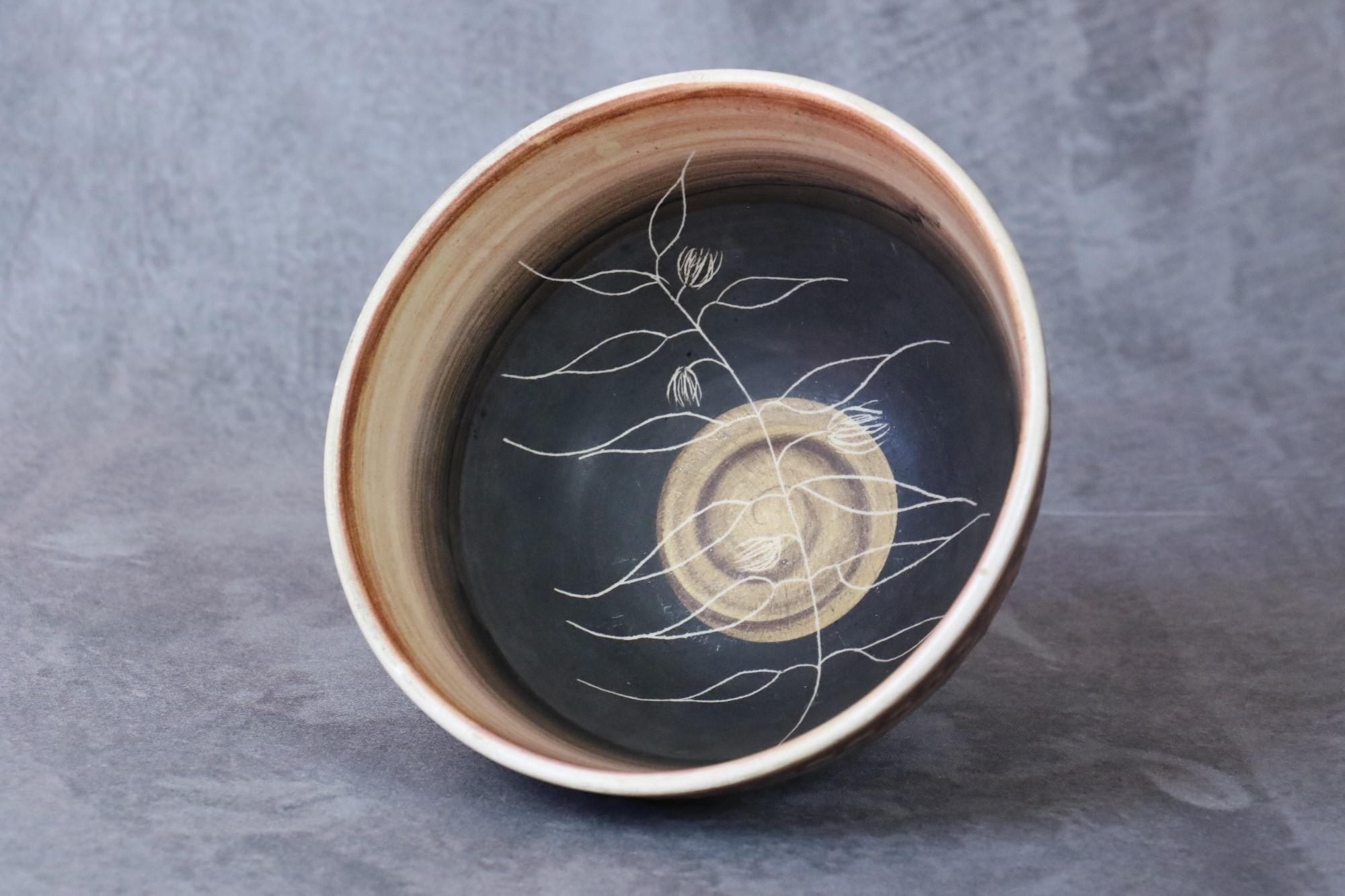 Metà XX secolo Mid-Century French Ceramic Bowl by Tapis Vert Studio, Vallauris, circa 1950s in vendita