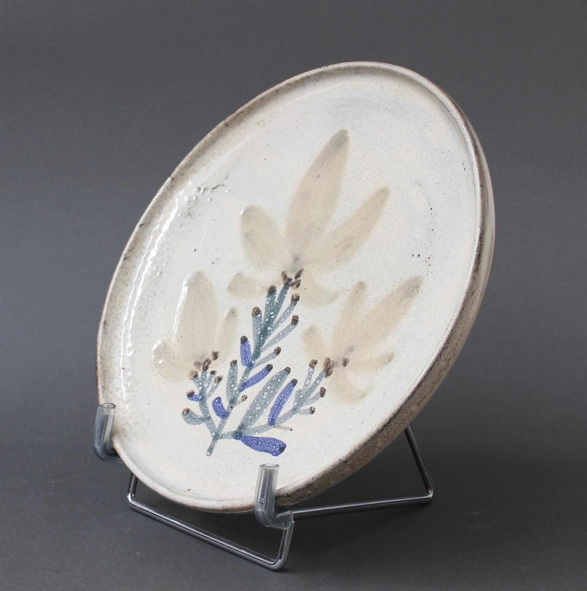 Mid-20th Century Mid-Century French Ceramic Decorative Plate by Le Mûrier (circa 1960s) For Sale