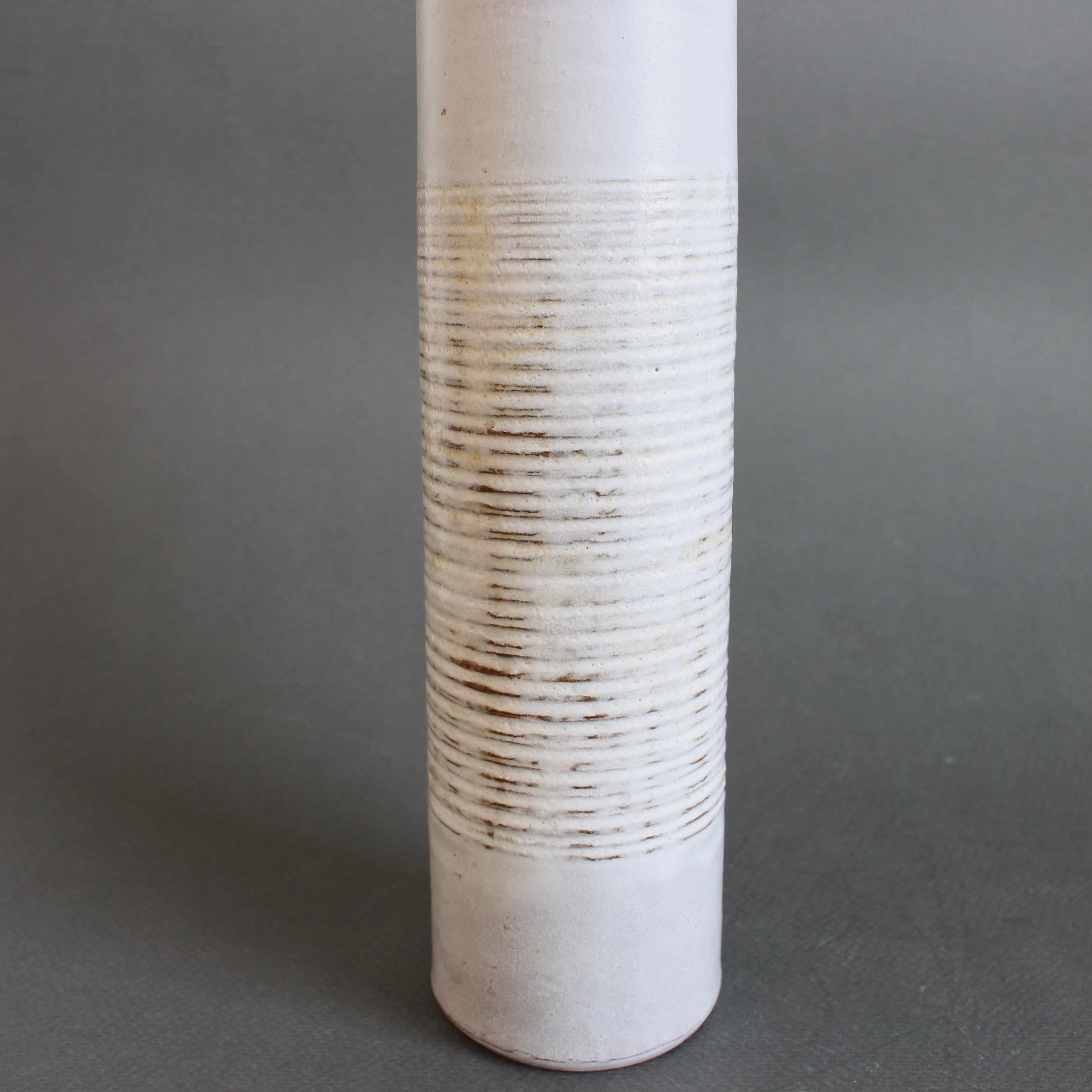 Vaso da fiori francese di metà secolo in ceramica di Les Argonautes in vendita 4