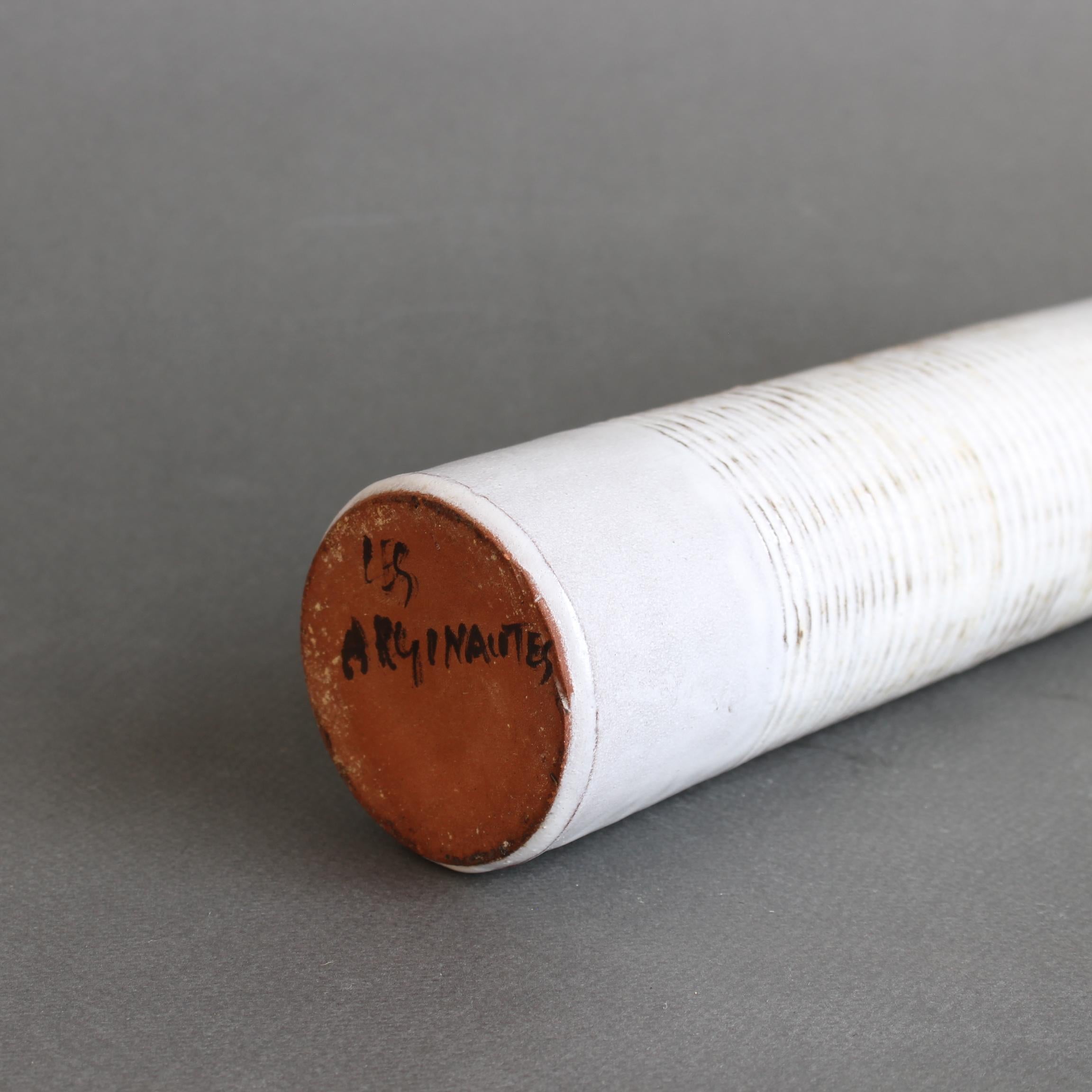 Vaso da fiori francese di metà secolo in ceramica di Les Argonautes in vendita 10