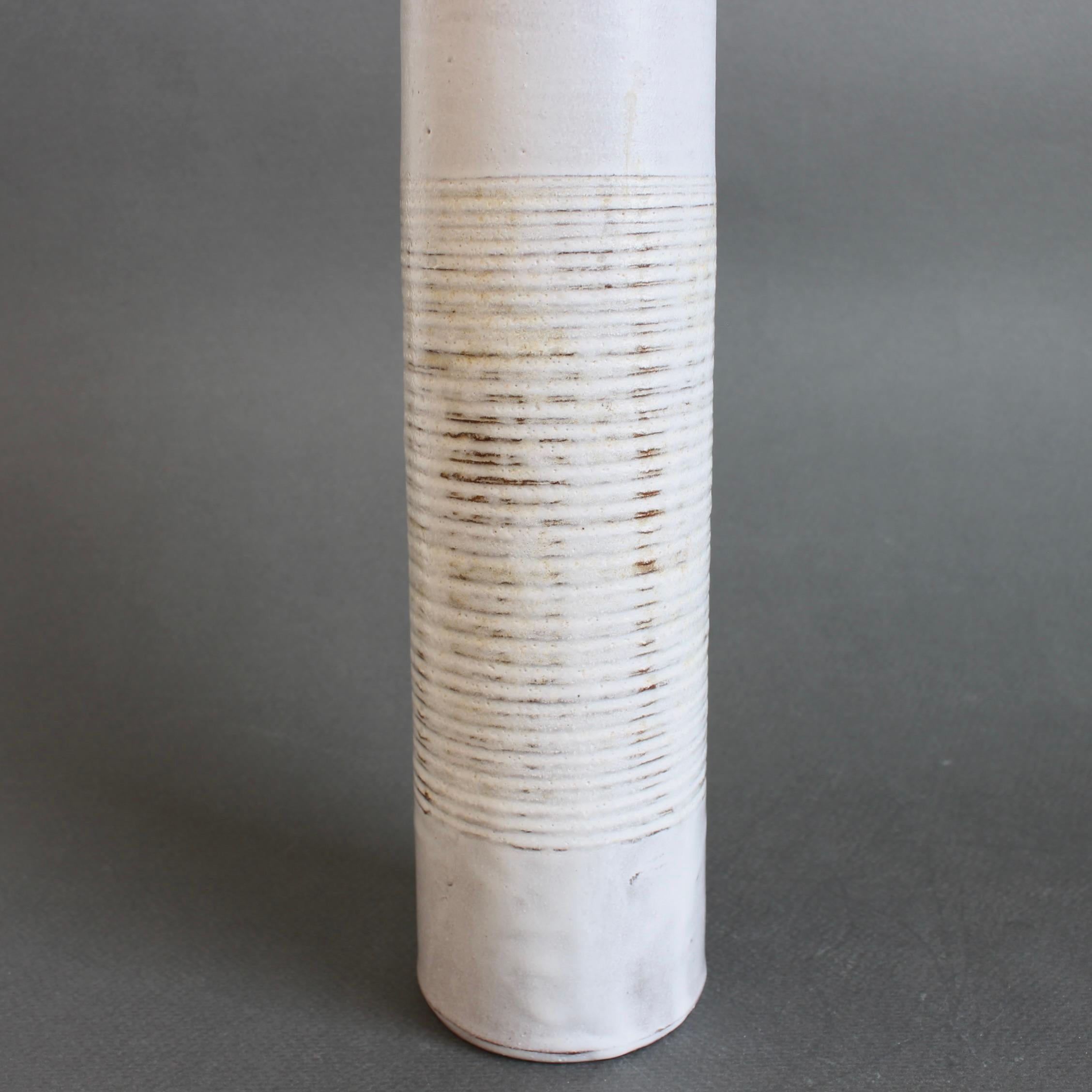 Ceramica Vaso da fiori francese di metà secolo in ceramica di Les Argonautes in vendita