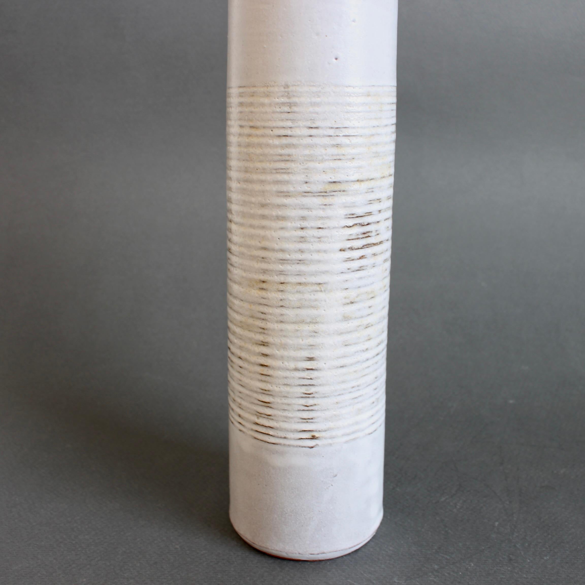 Vaso da fiori francese di metà secolo in ceramica di Les Argonautes in vendita 3