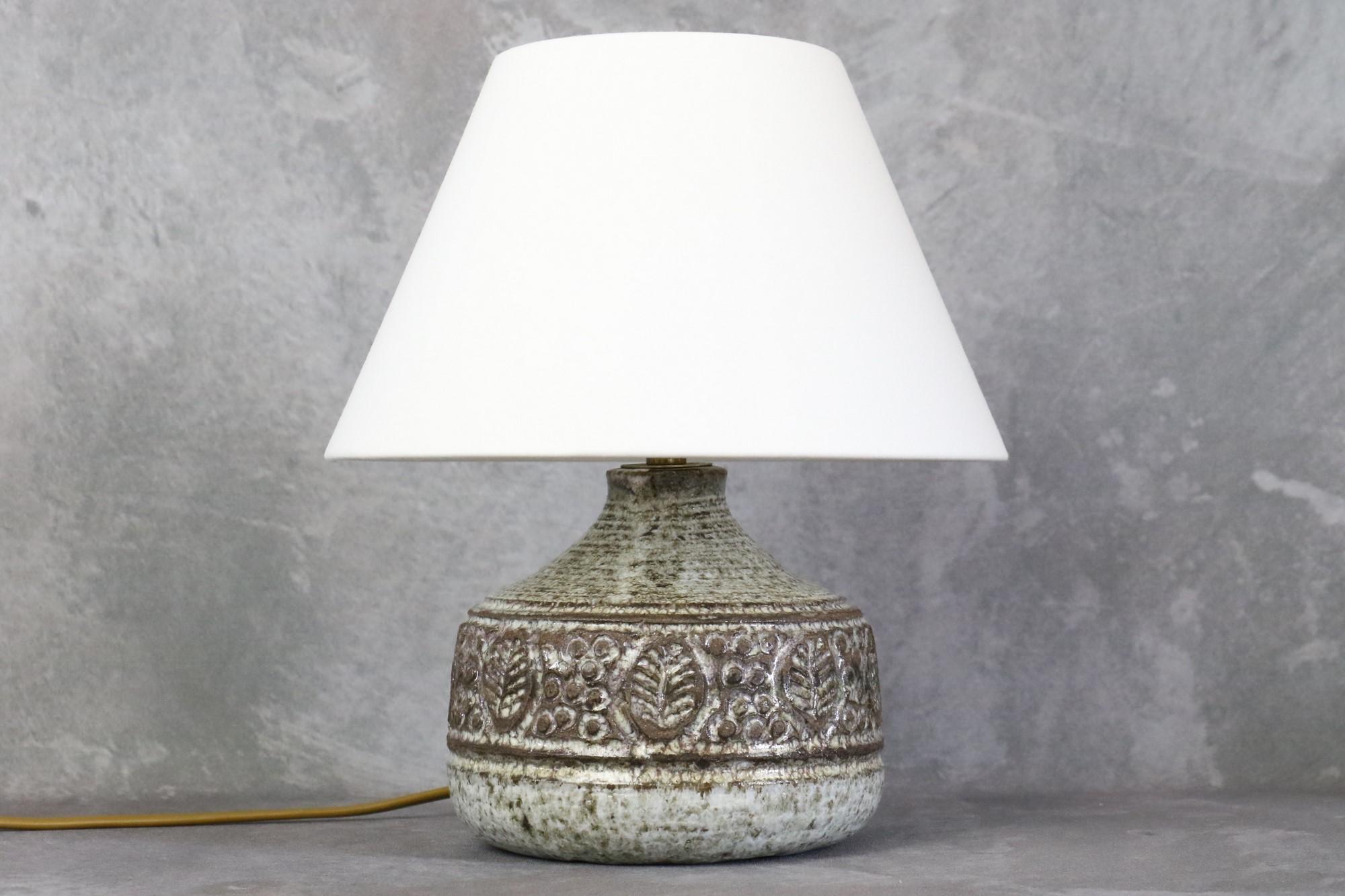 Mid-Century French Ceramic Lamp by Marcel Giraud, Vallauris, 1960s Pottery In Good Condition In Camblanes et Meynac, FR