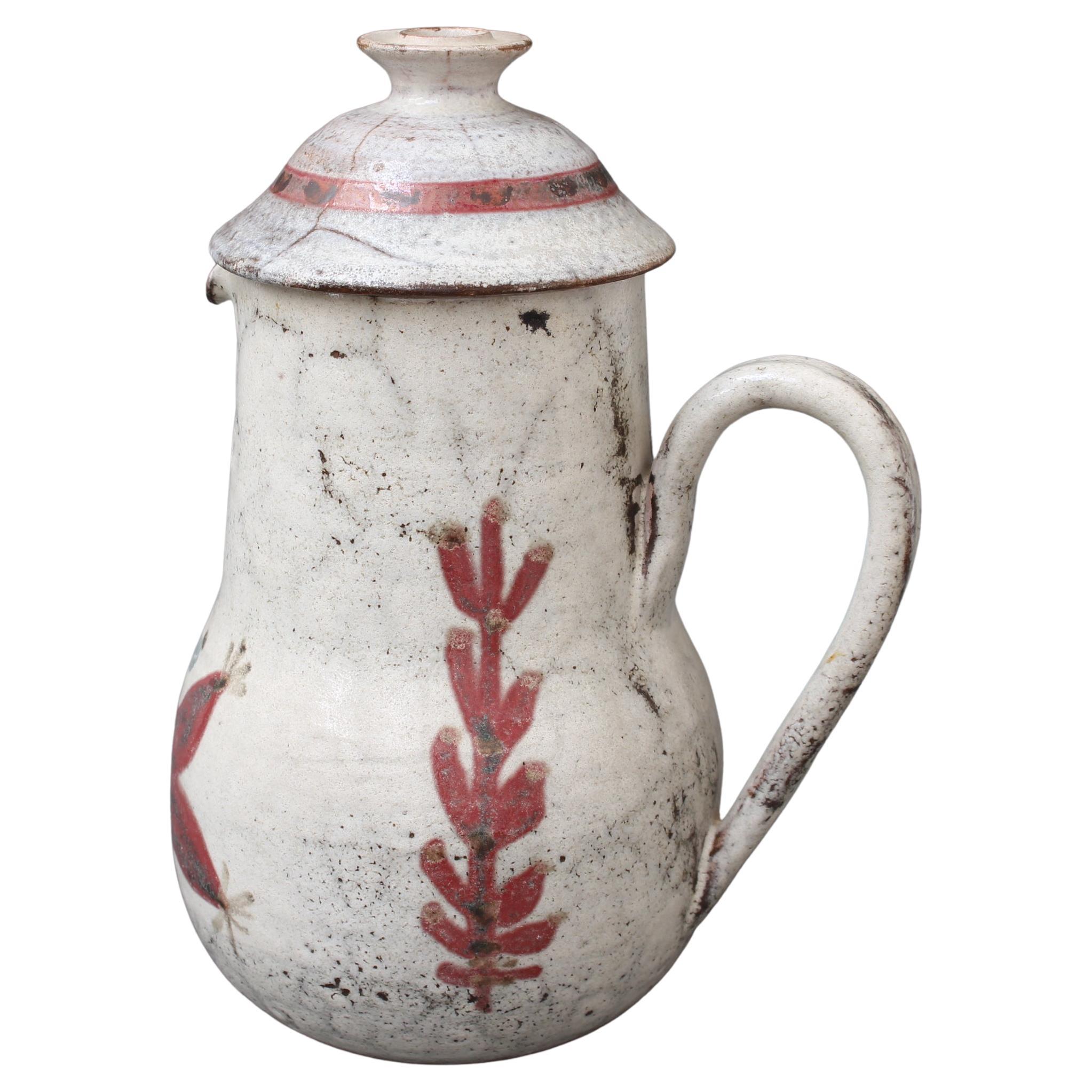 Französischer Keramikkrug mit Deckel aus der Jahrhundertmitte von Le Mûrier (um 1960) im Angebot